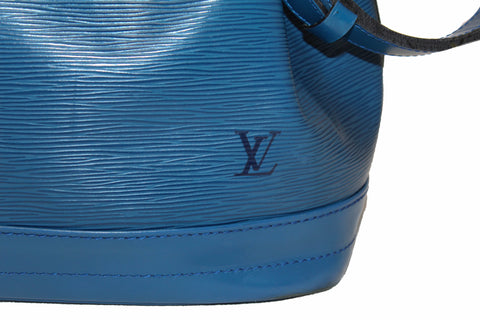 Authentic Louis Vuitton Epi Blue leather Large Noe Shoulder Bag