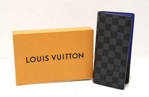 Authentic Louis Vuitton Damier Graphite Canvas Brazza Wallet