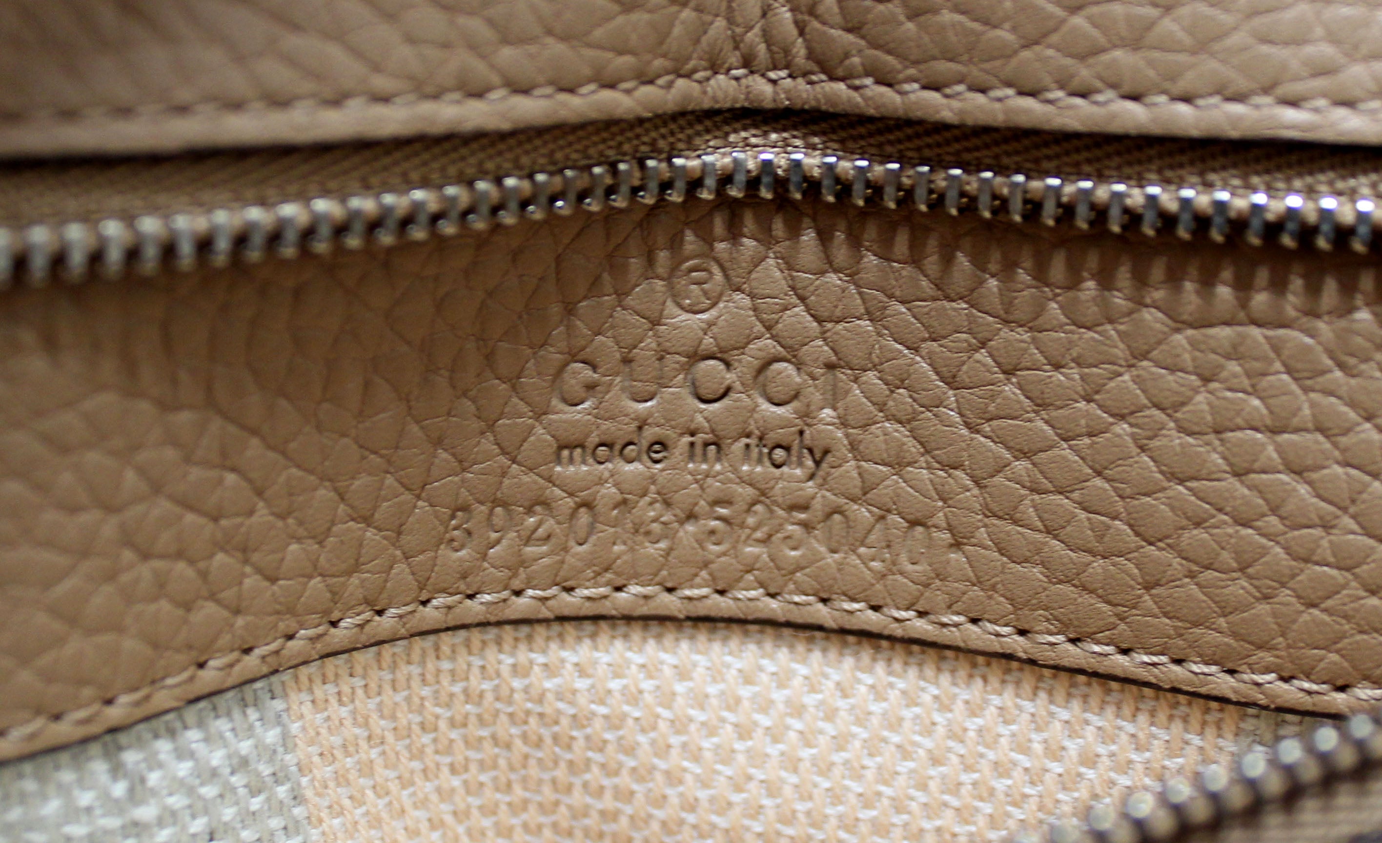 Authentic Gucci Daily Top Handle Bamboo Caramel Handbag