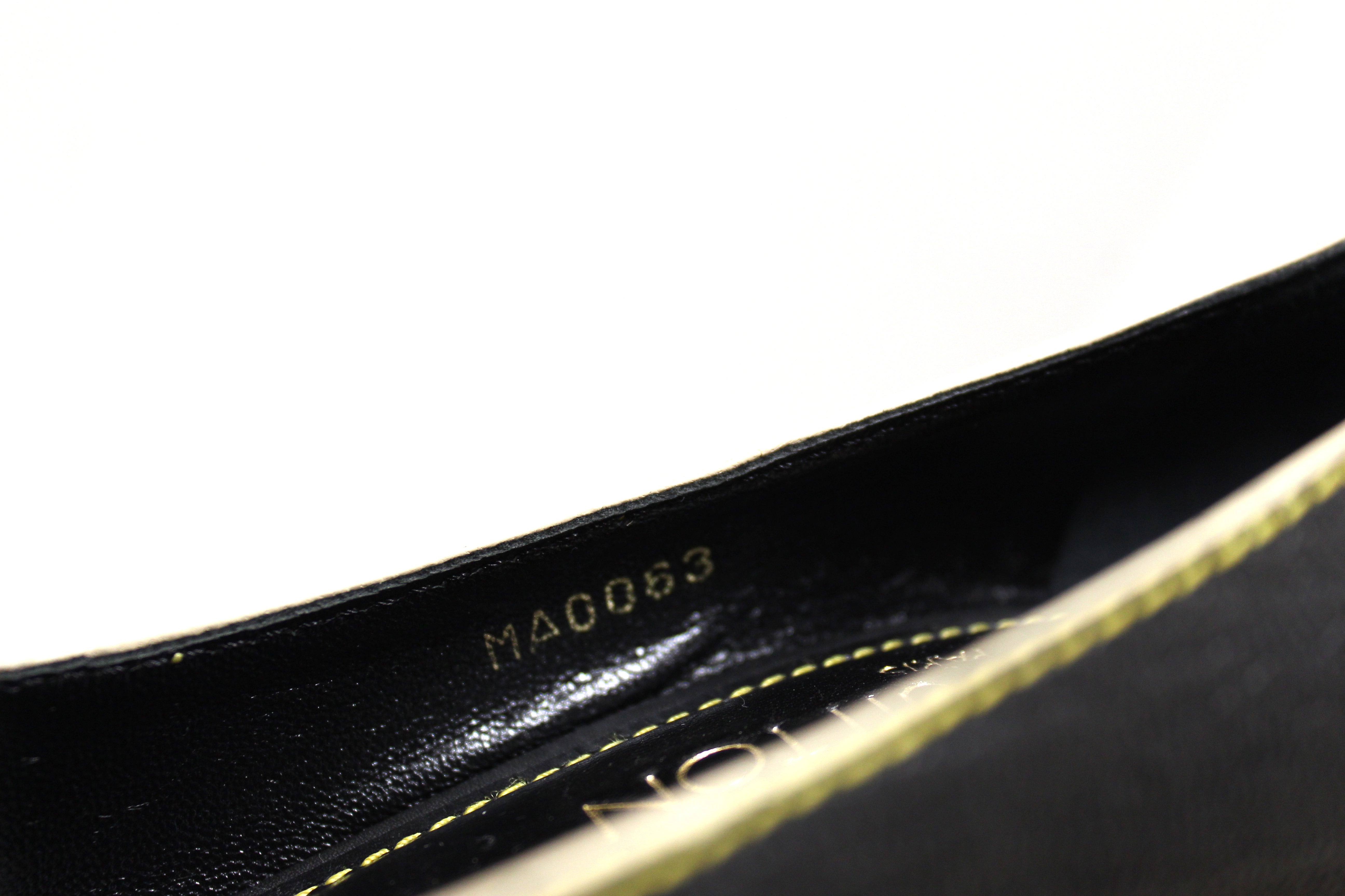 Authentic Louis Vuitton Black Suhali Leather Pumps Size 36