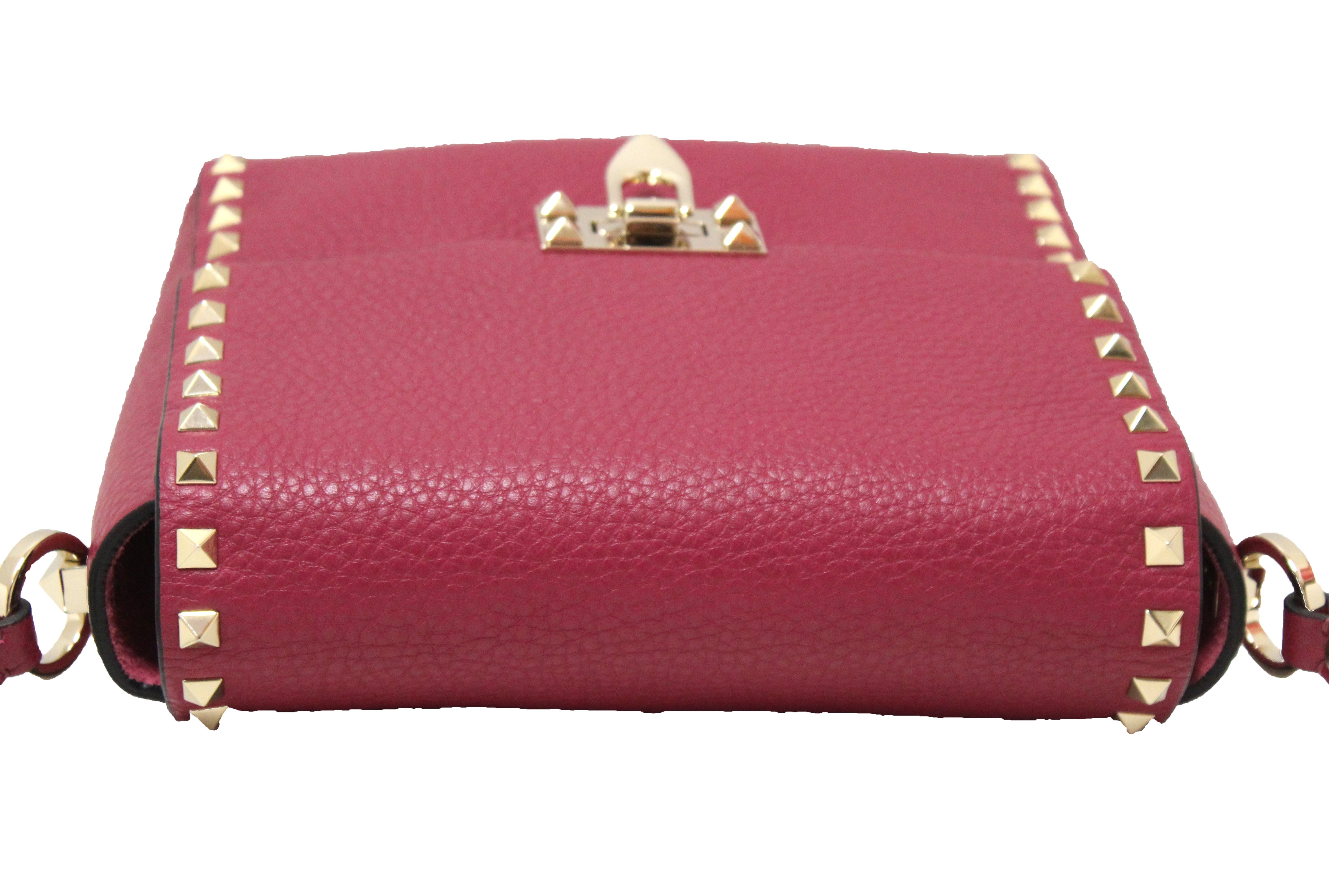 Rockstud Small Leather Shoulder Bag in Pink - Valentino Garavani