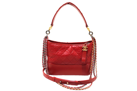 CHANEL Aged Calfskin Chevron Quilted Medium Gabrielle Hobo Red