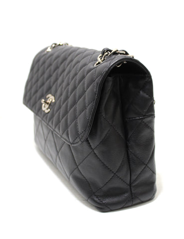 Authentic Chanel Classic Black Single Flap Calfskin leather 