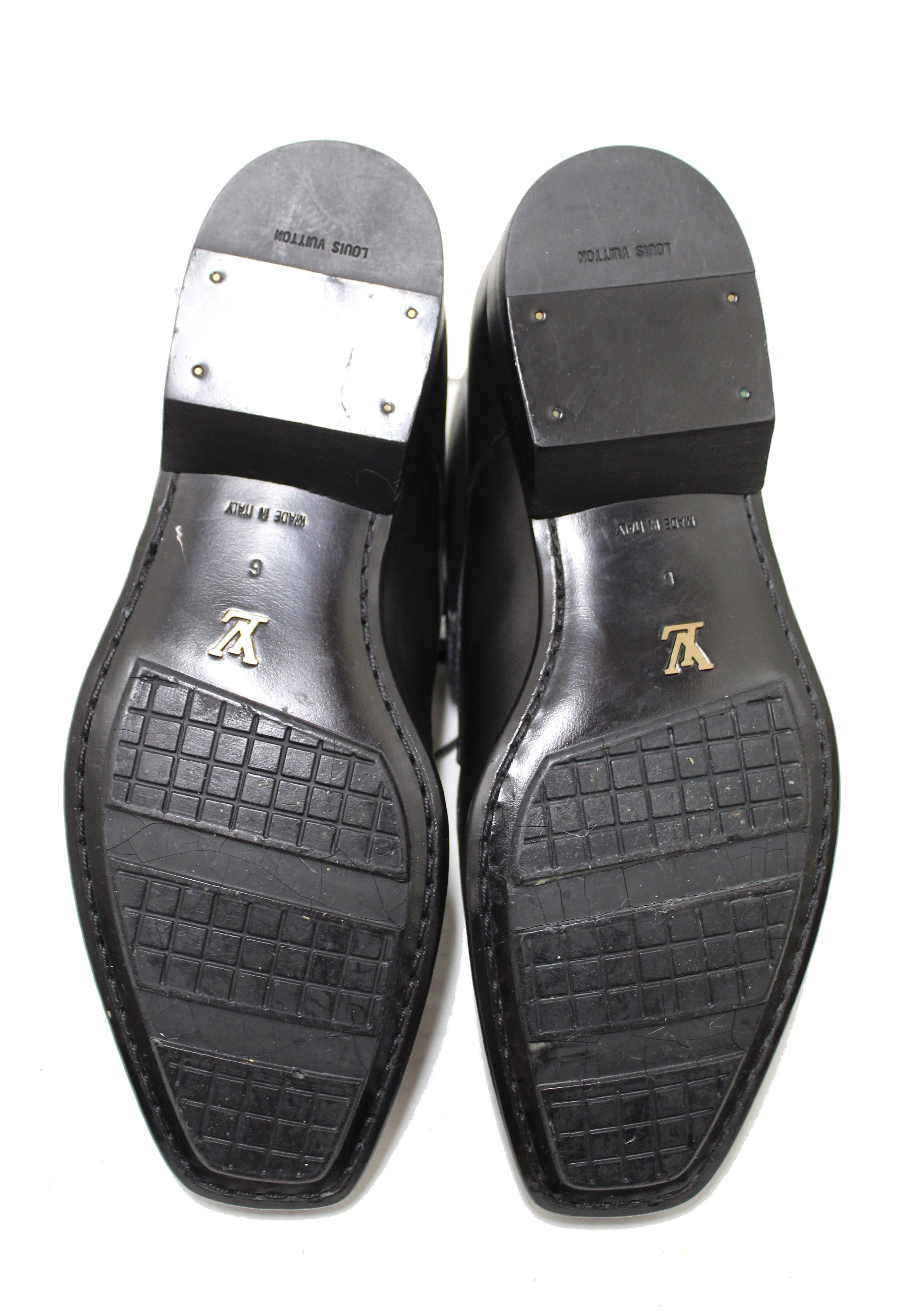 Authentic Louis Vuitton Men's Black Calf Leather Lace Dress Shoes Boot Paris Station Shop Authentic Louis Vuitton Men's Black Calf Leather Lace Dress Shoes Boot Paris Station Shop