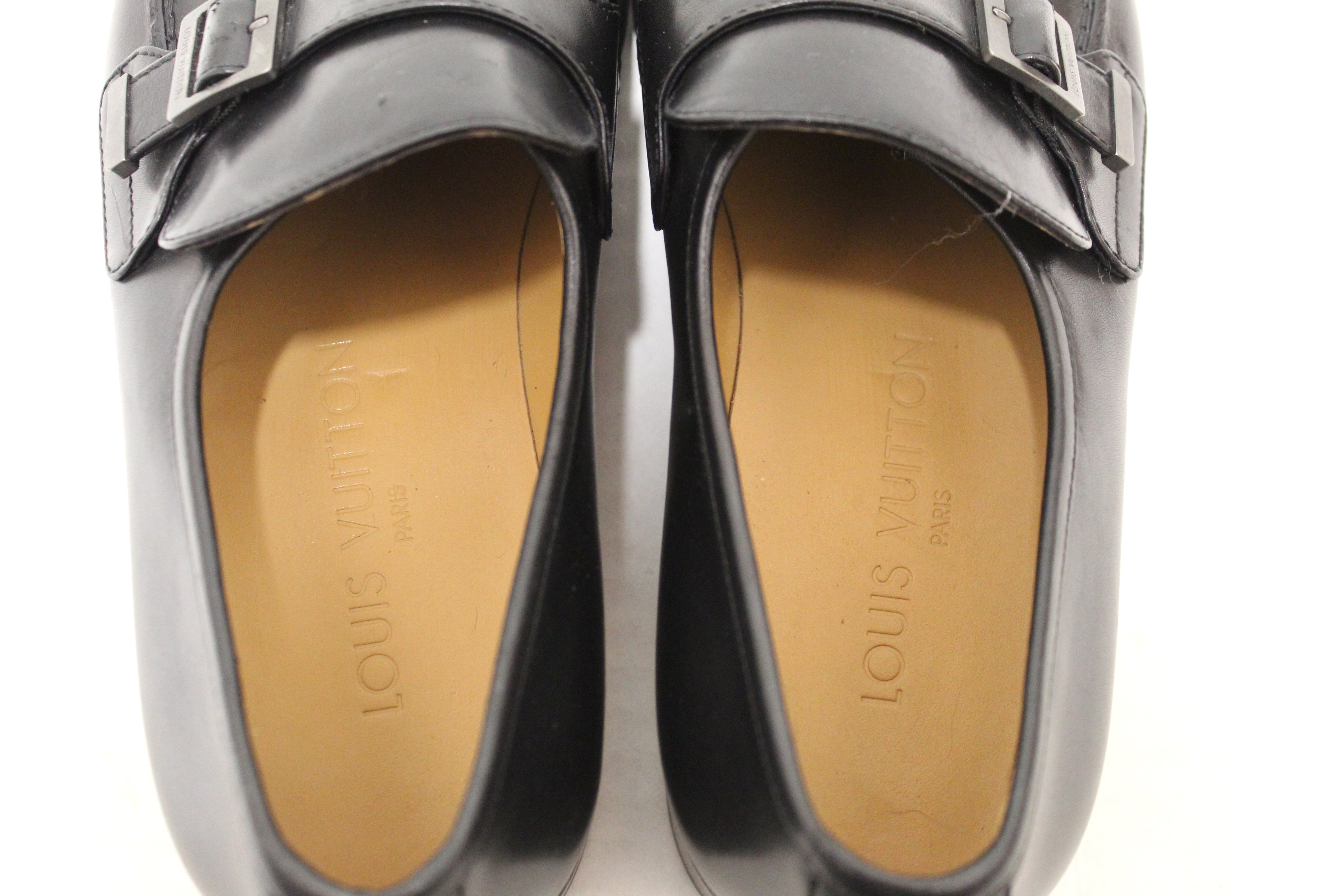 Authentic Louis Vuitton Men's Black Calf Leather Buckle Loafers Dress Shoes  UK size 6 (US size 7)
