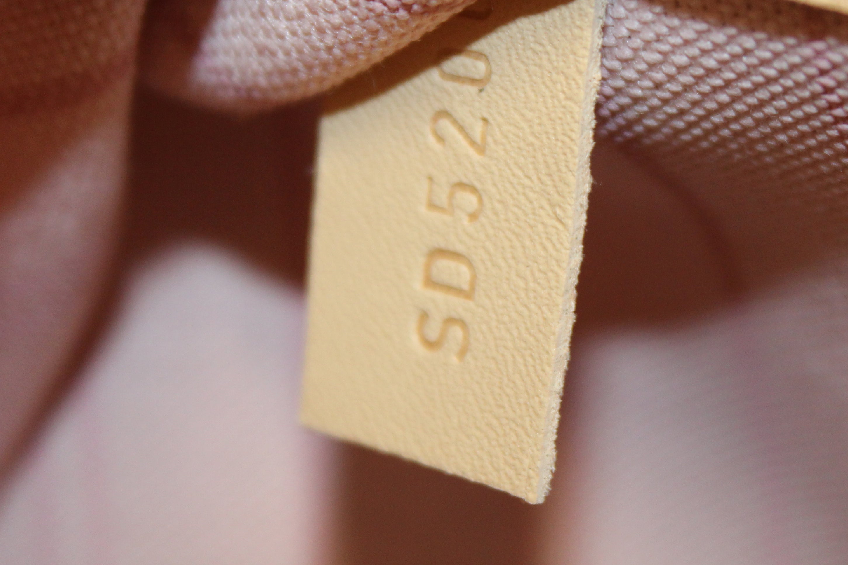 Shop Louis Vuitton DAMIER 2023 SS Neverfull gm (N41357) by MaisonaParis