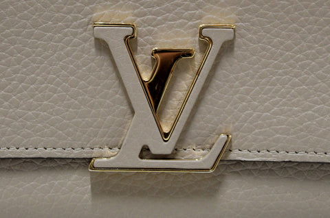 Authentic Louis Vuitton Galet Taurillon Leather Capucines Wallet