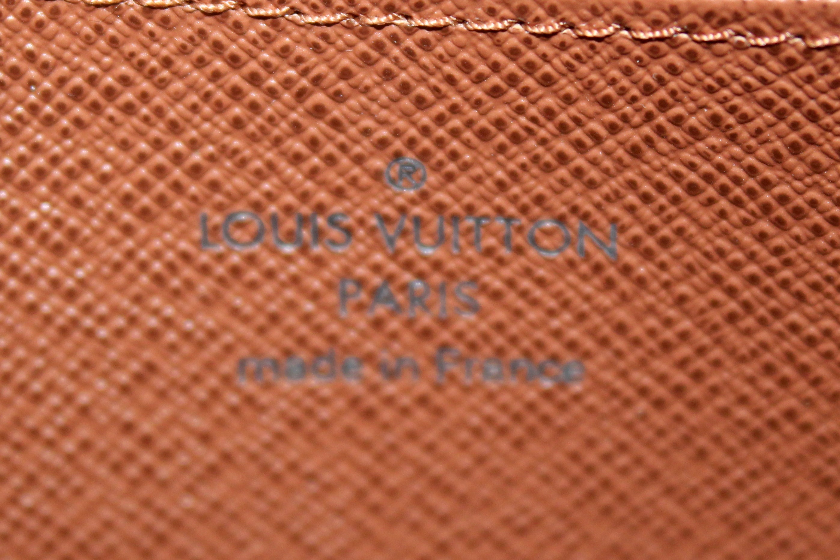 Authentic Louis Vuitton Classic Monogram Zippy Coin Purse