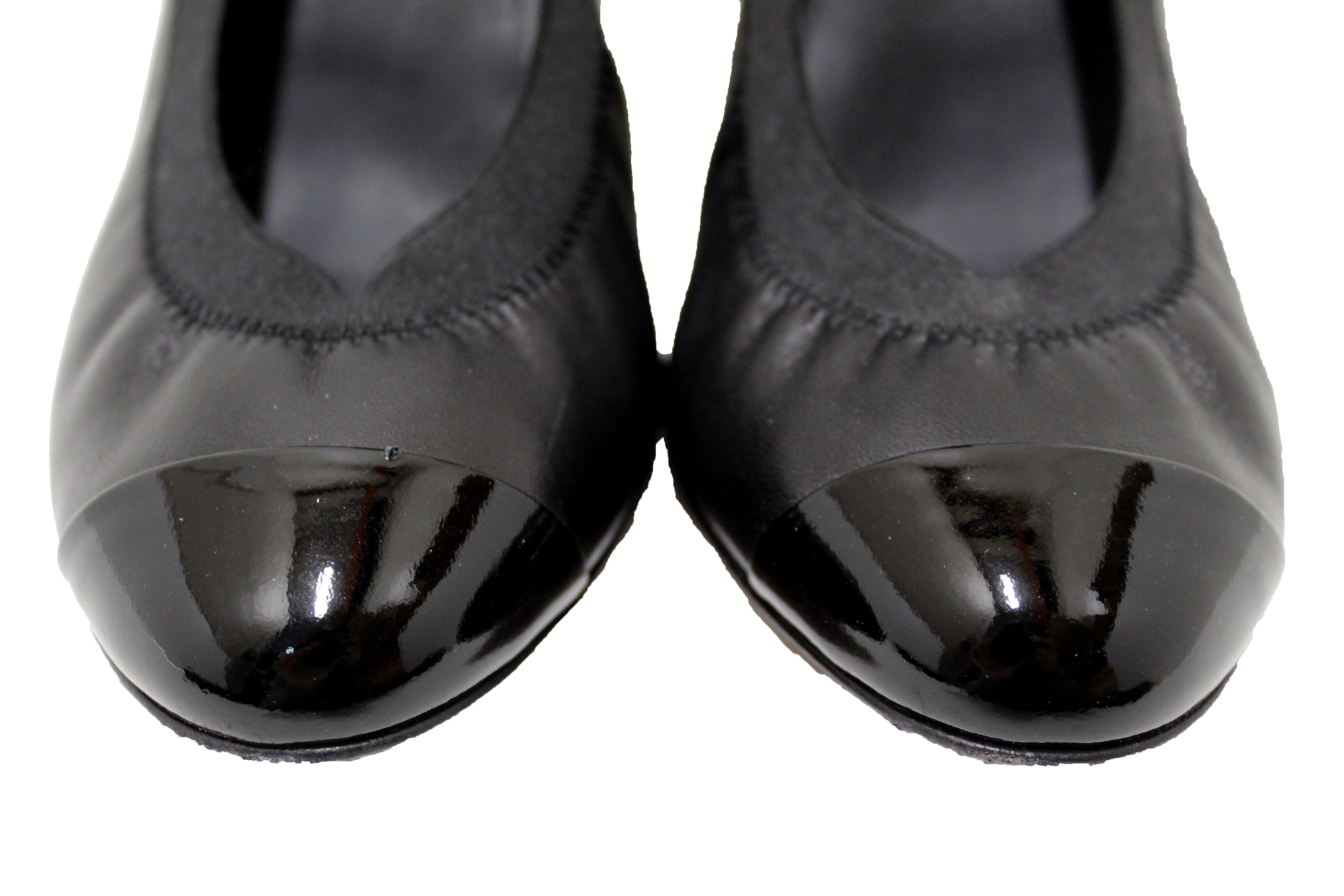 Authentic Chanel Black Leather Elastic Cap-Toe CC Scrunch Ballet