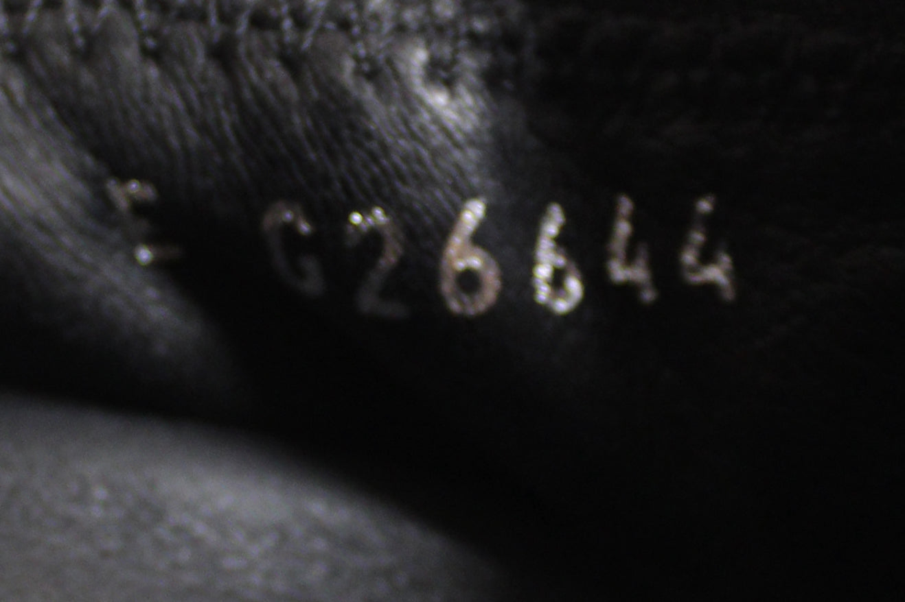 Authentic Chanel Black Leather Elastic Cap-Toe CC Scrunch Ballet Pumps Size 40.5