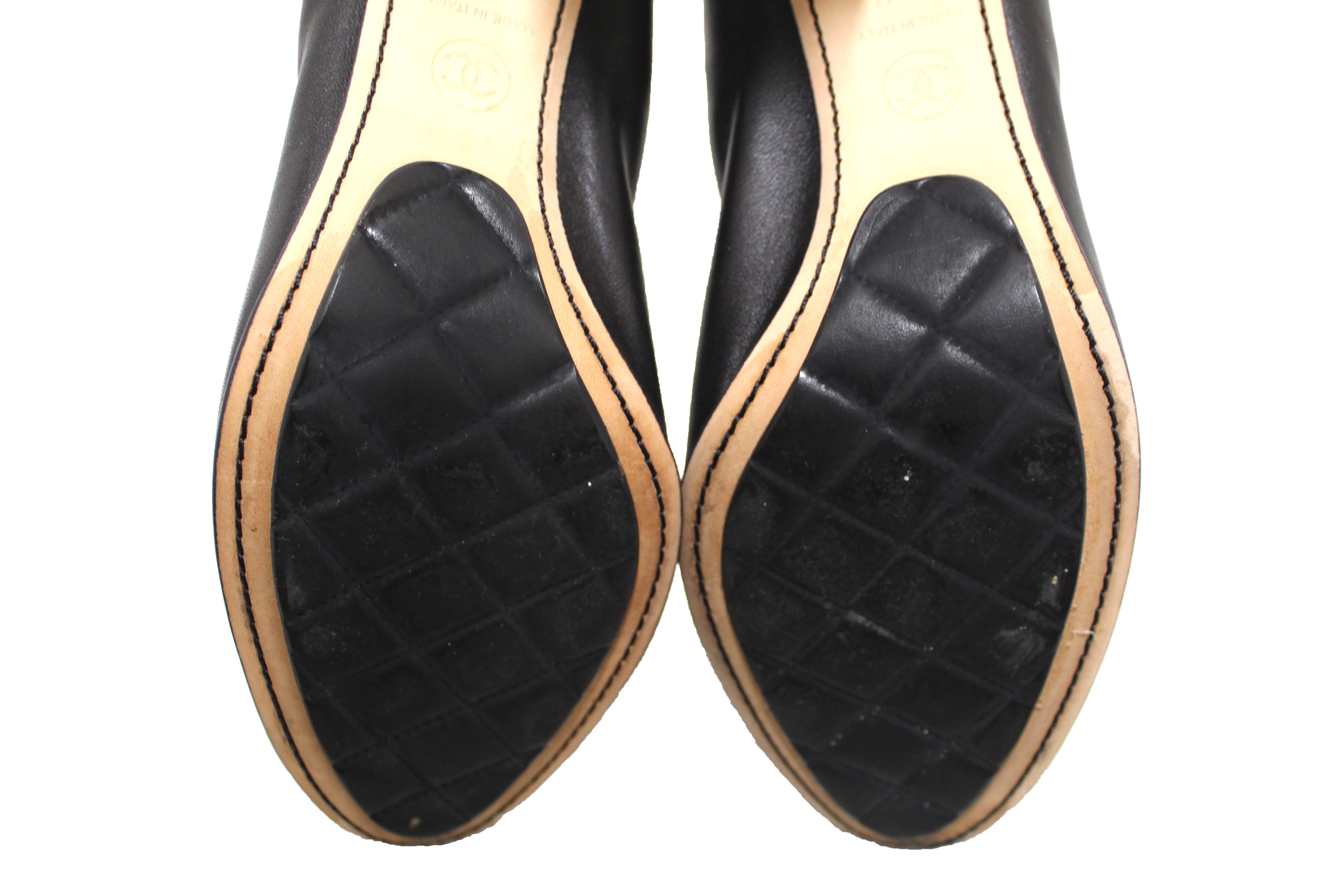 Chanel Beige/Black Leather Bow CC Cap-Toe Ballet Flats Size 40