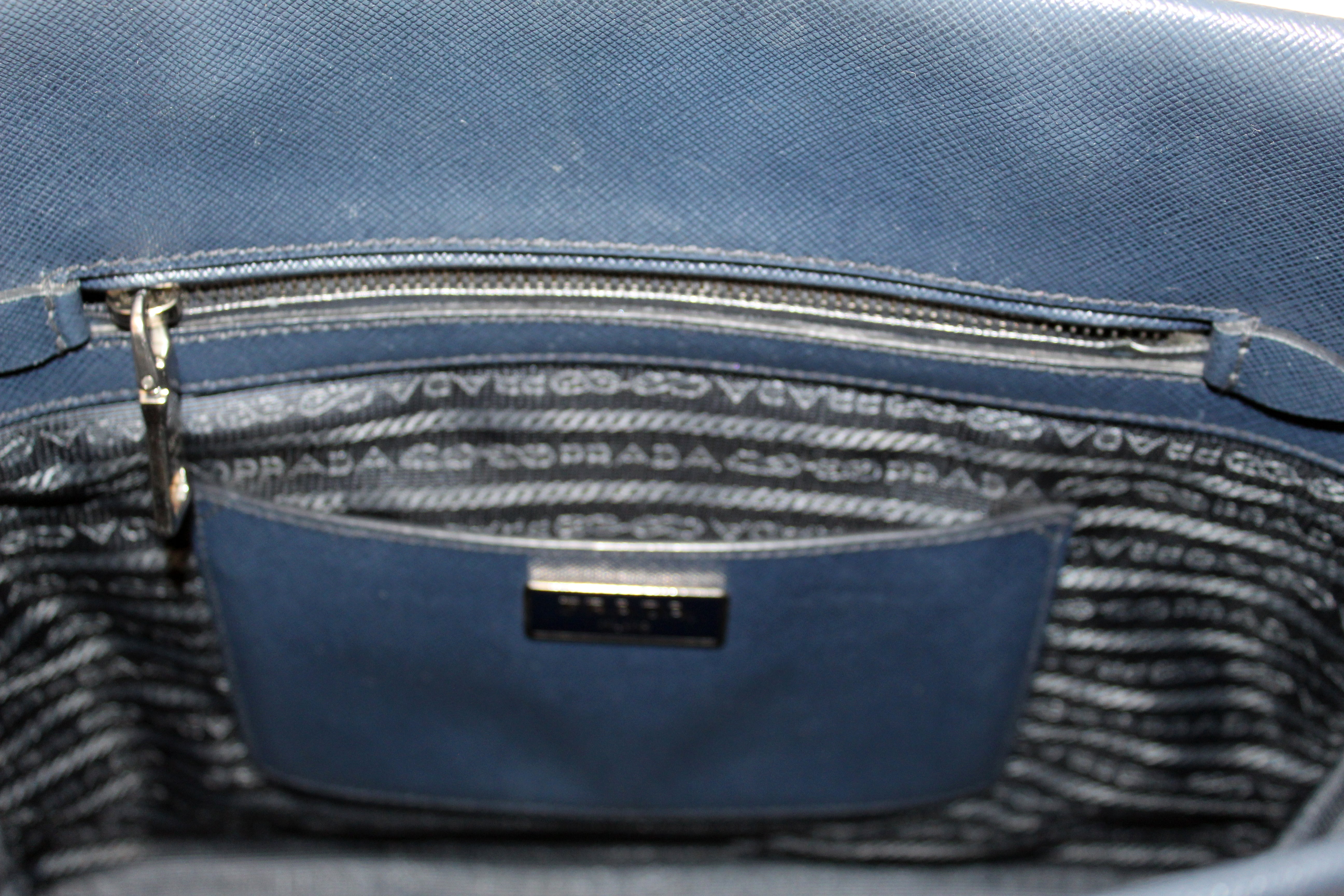 Authentic Prada Blue Saffiano Lux Leather Tote Bag – Paris Station