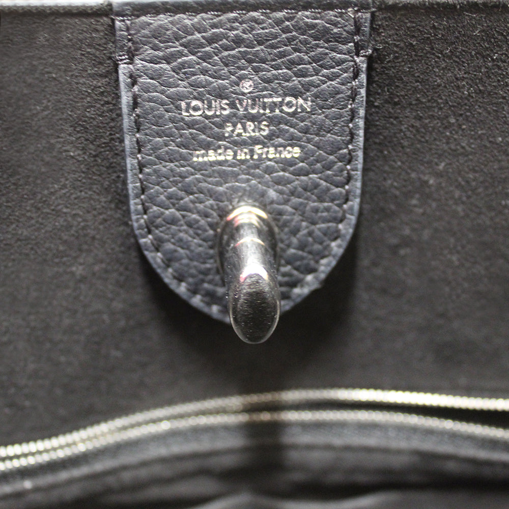 Louis Vuitton Grained Calfskin Lockme Shopper Greige