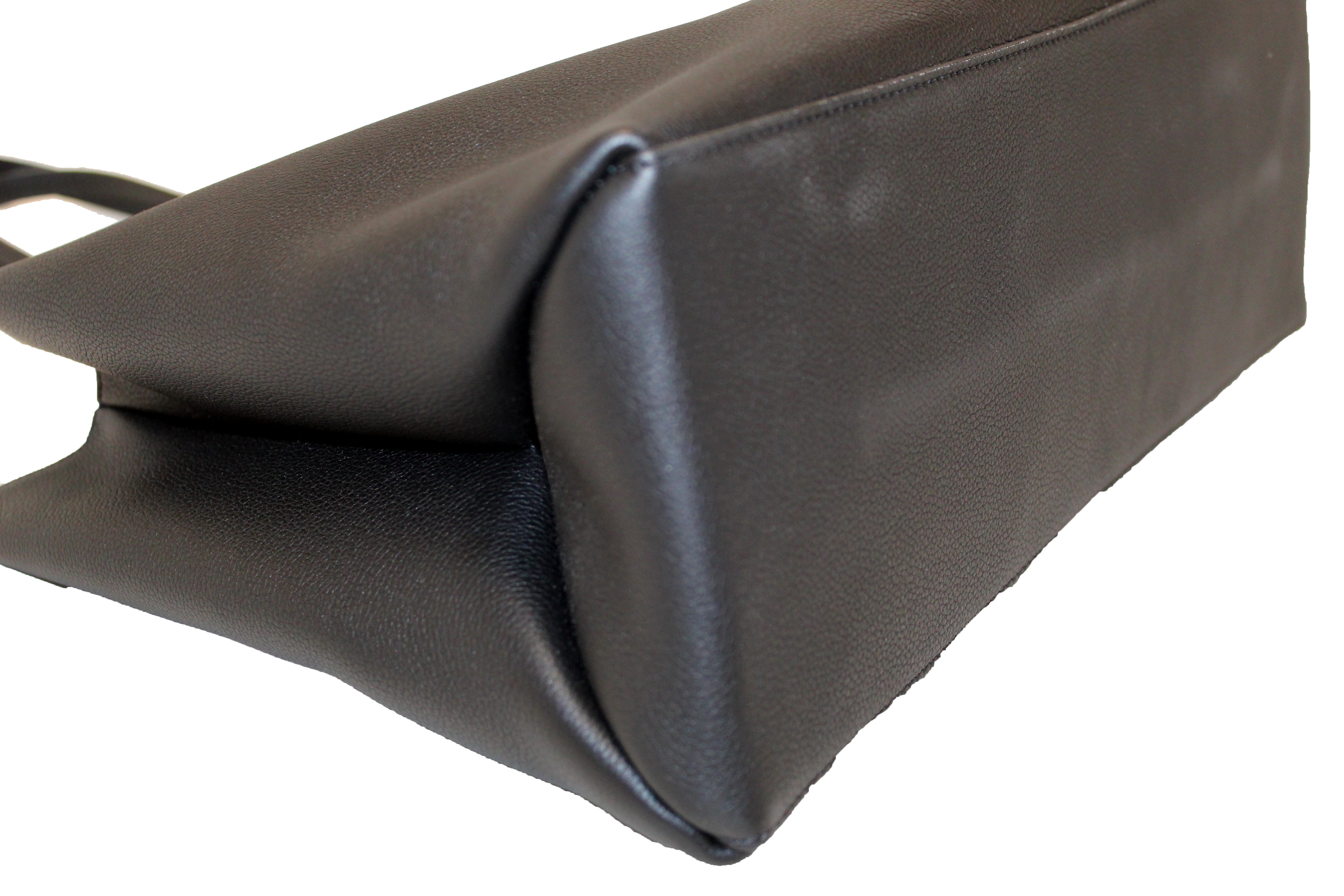 Authentic Louis Vuitton Black Calf Leather Lockme Shopper Tote Bag