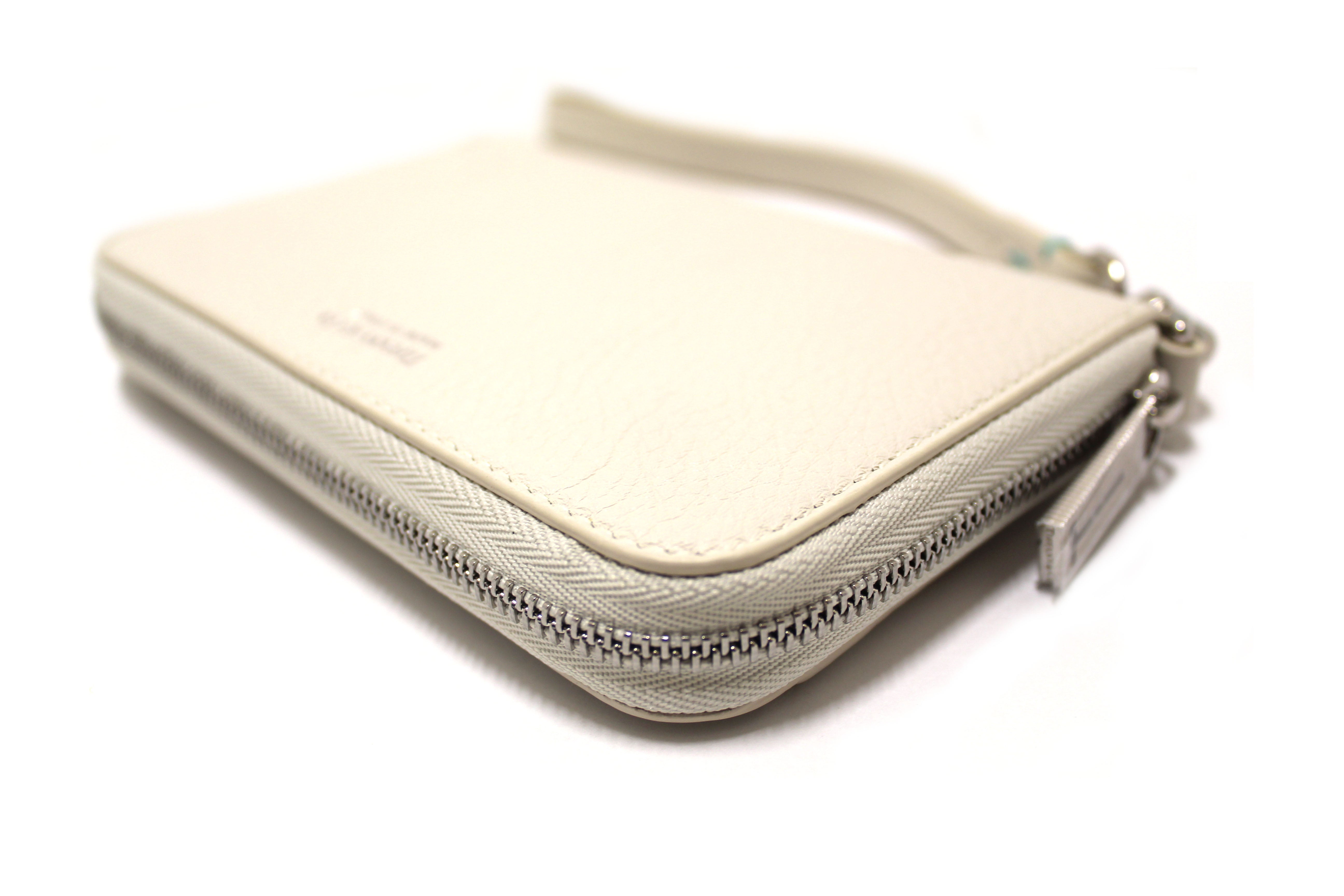 Authentic NEW Tiffany & Co. White Calfskin Leather Wristlet Wallet