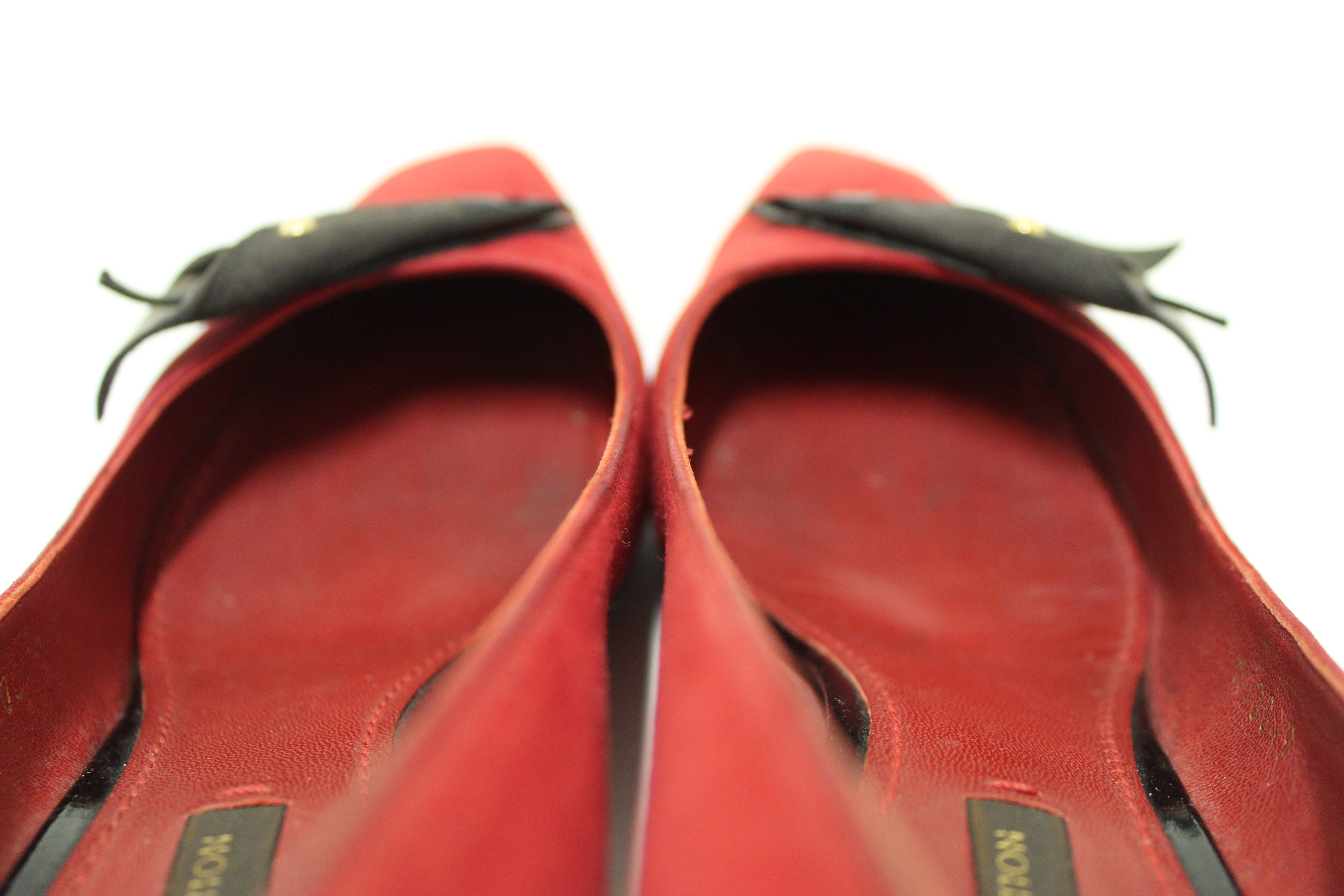 Heels Louis Vuitton Red size 7 US in Suede - 25252813