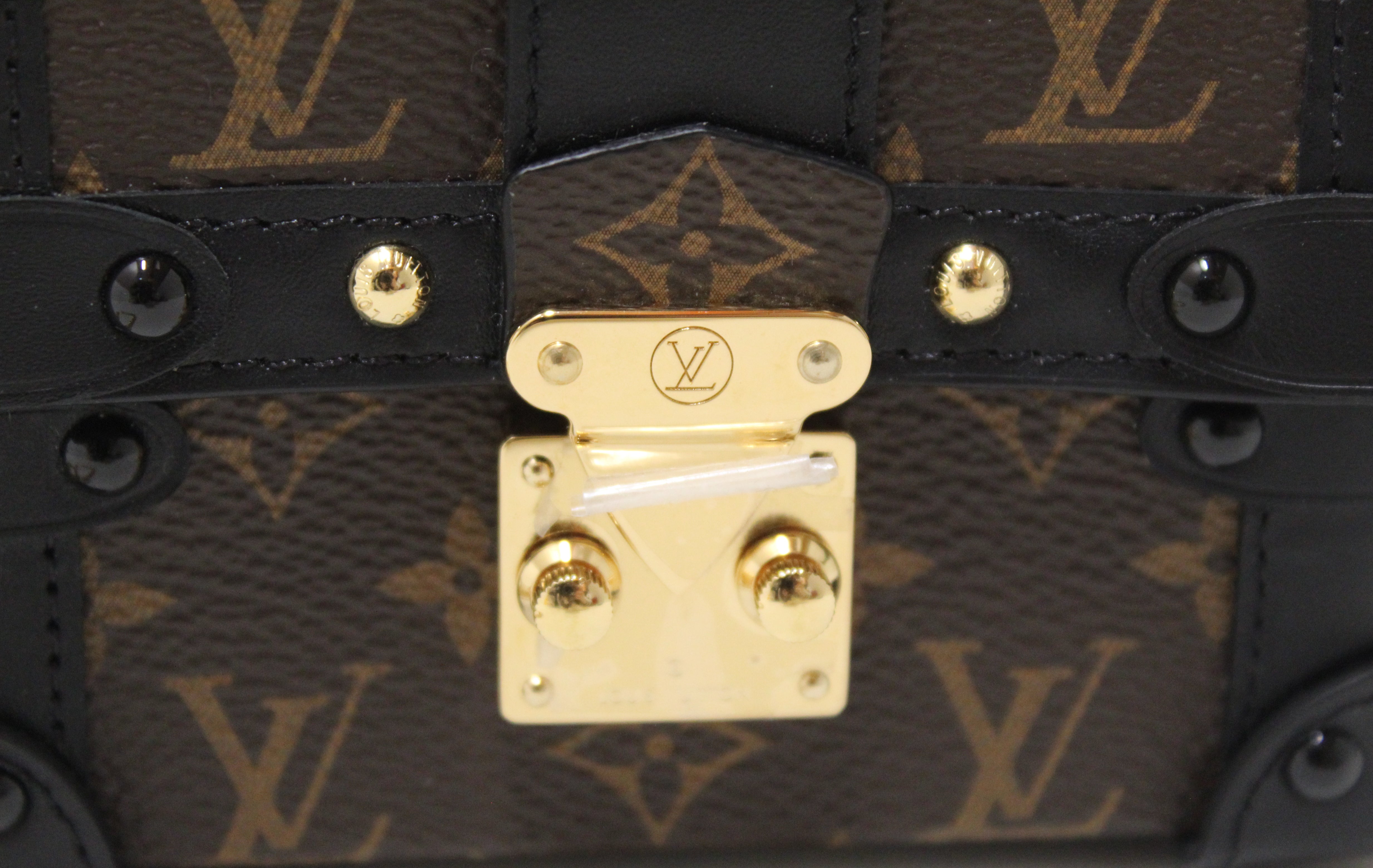 Louis Vuitton Monogram Essential Trunk Black at 1stDibs