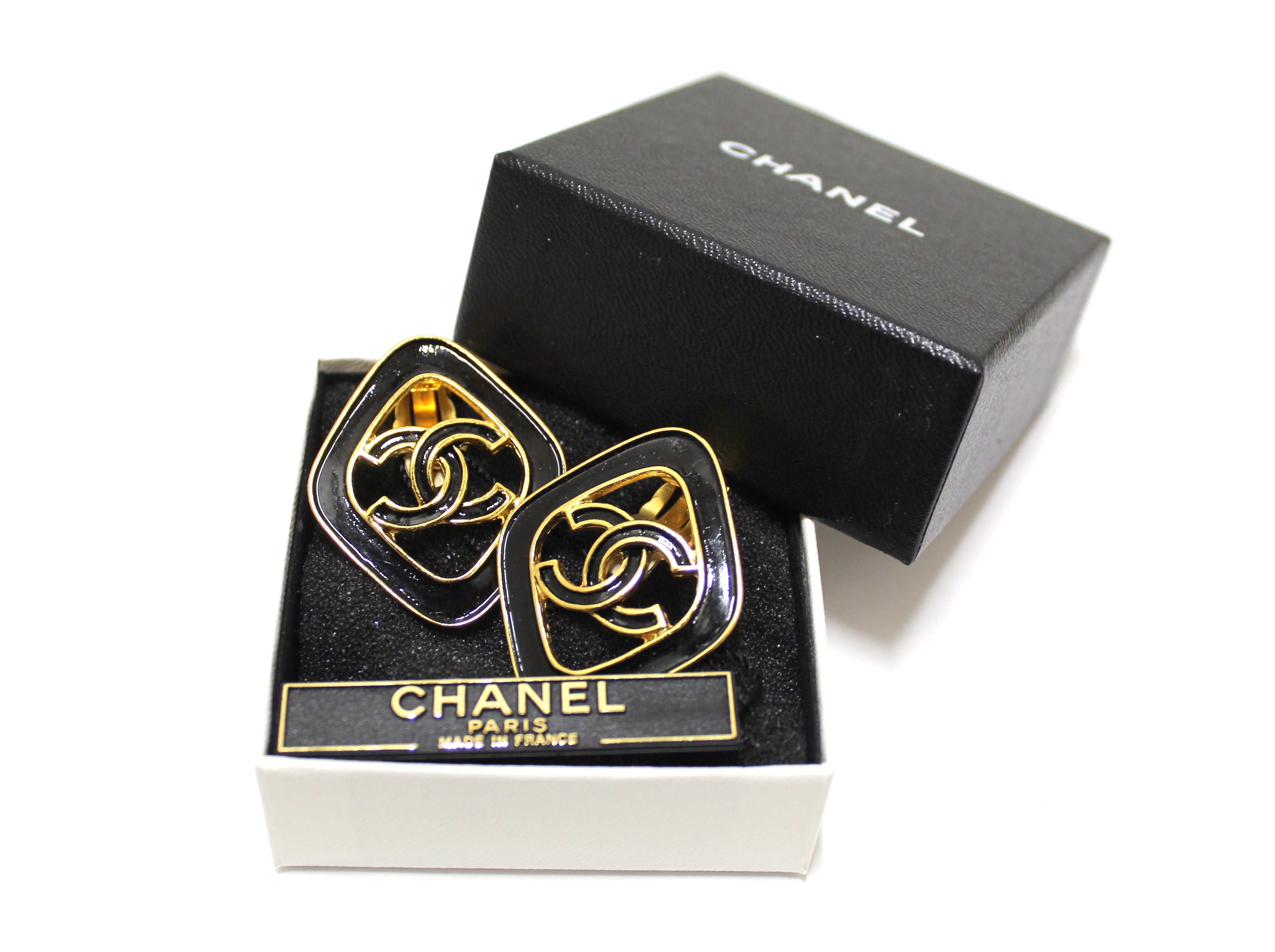 Authentic Chanel Vintage Gold Plated Black Enamel CC Diamond Shape Clip On Earrings