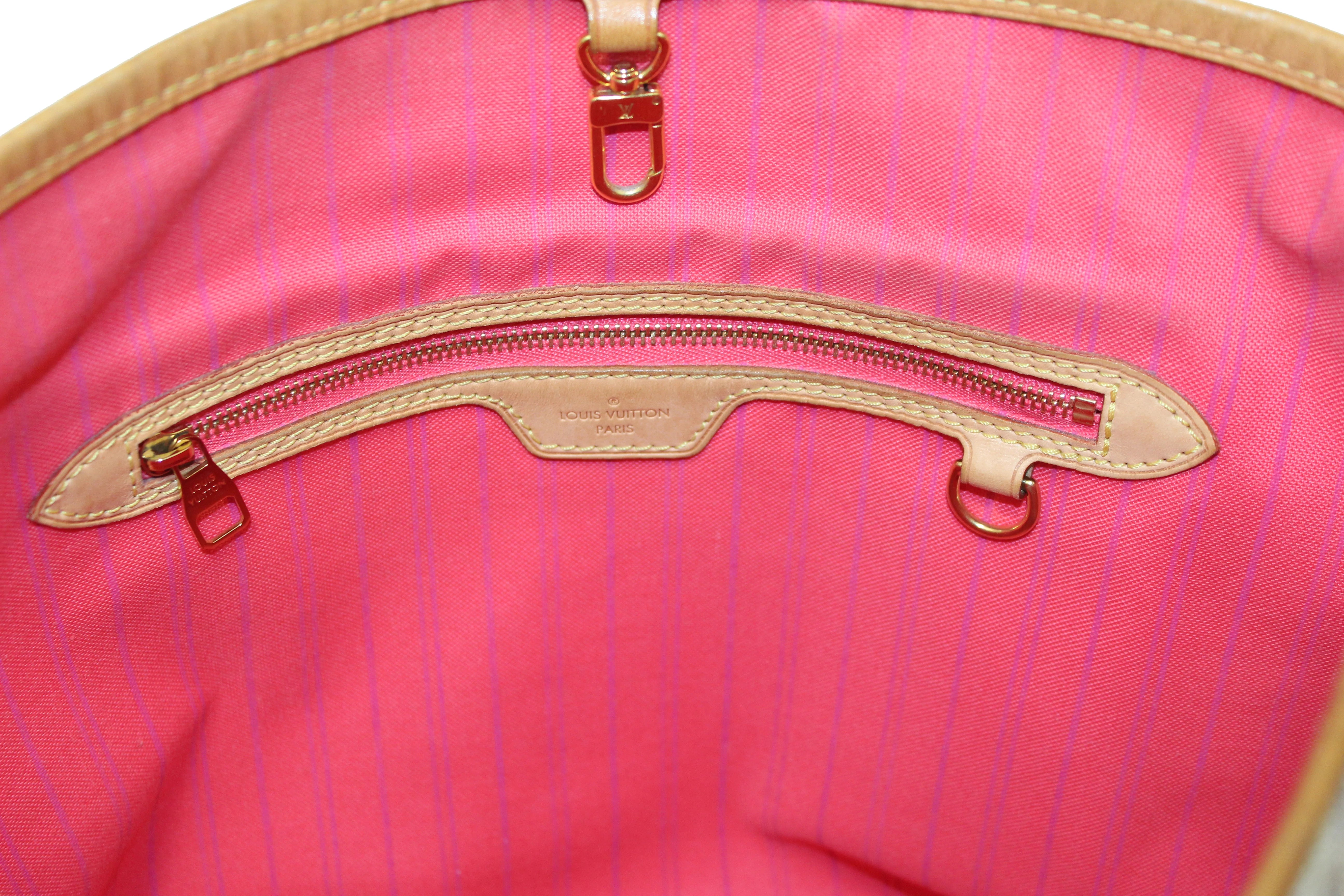 Authentic Louis Vuitton Delightful Hobo Shoulder Tote Handbag