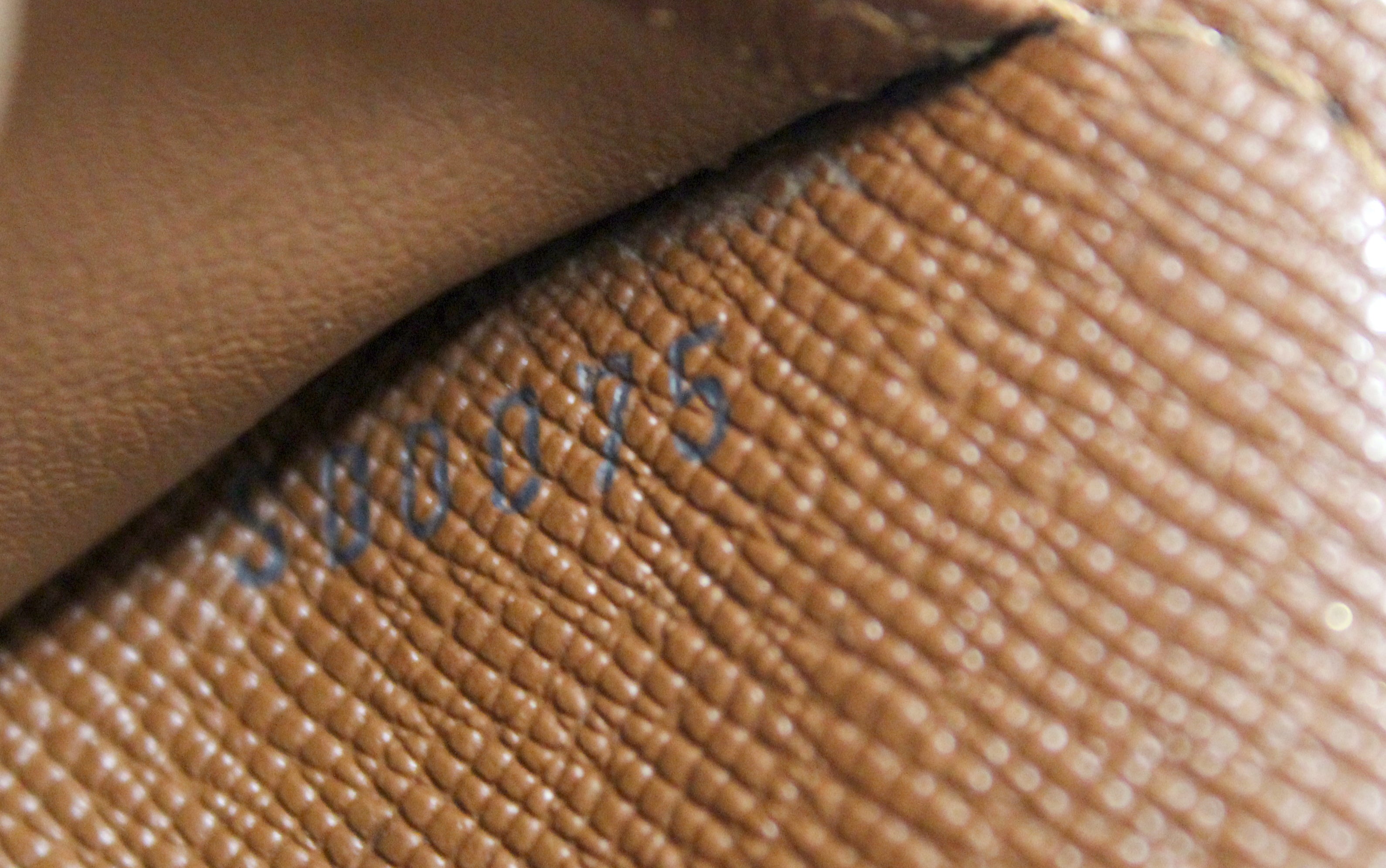 Authentic Louis Vuitton Classic Monogram Canvas Medium Compact Wallet