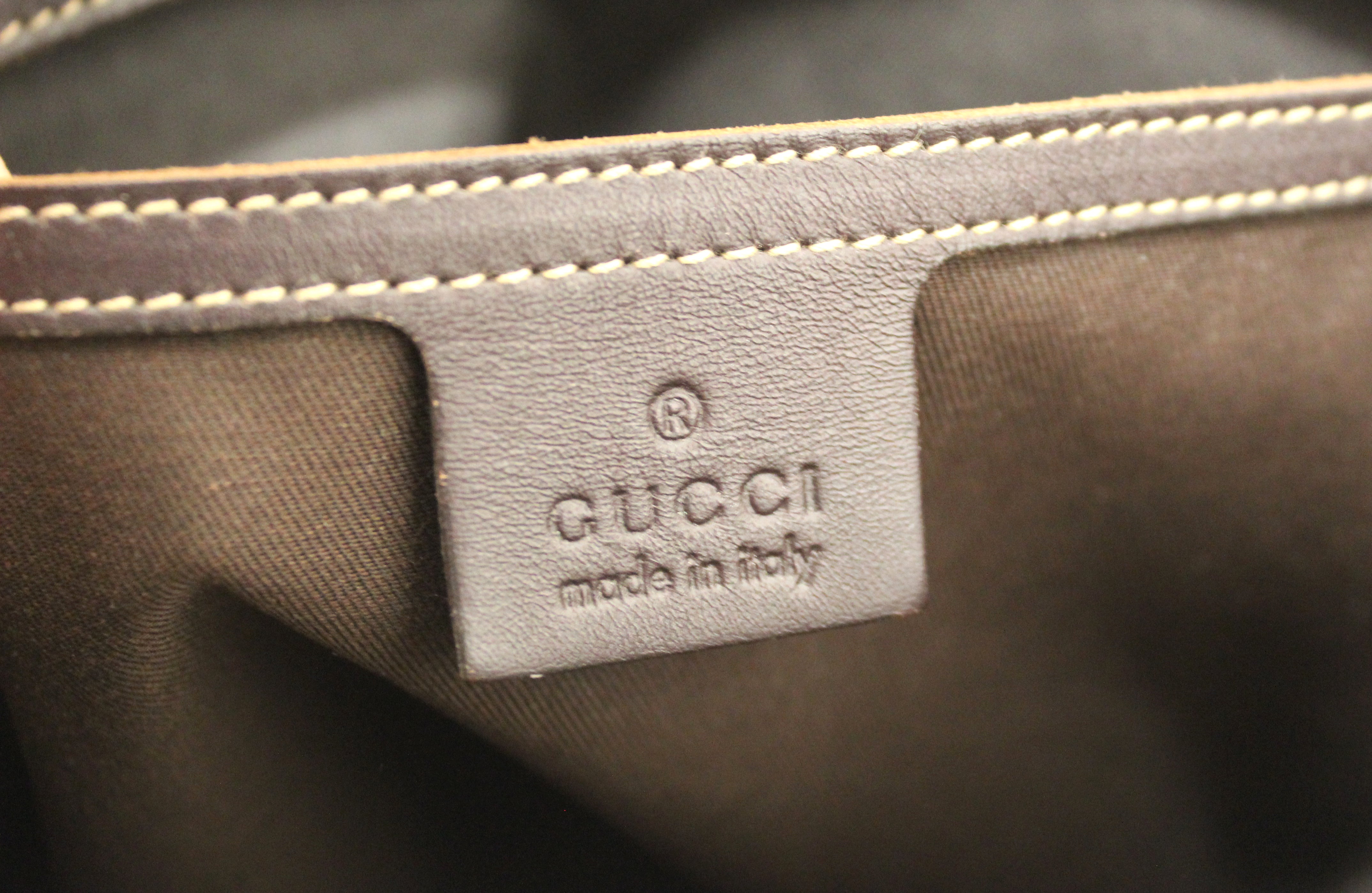 Authentic Gucci GG Monogram Coated Canvas Medium Messenger Bag 201446