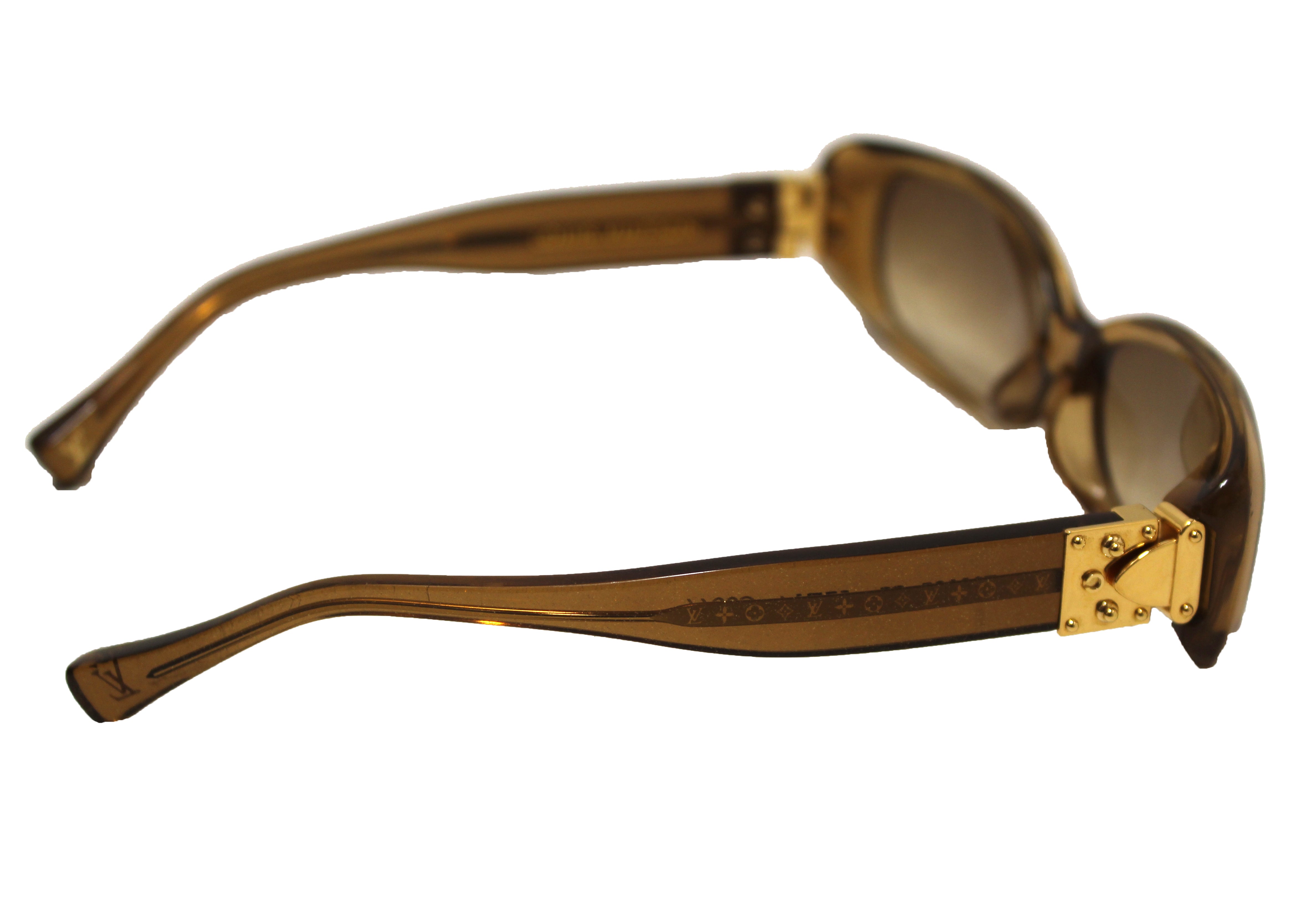 Louis Vuitton Sunglasses Light brown Acetate ref.83420 - Joli Closet