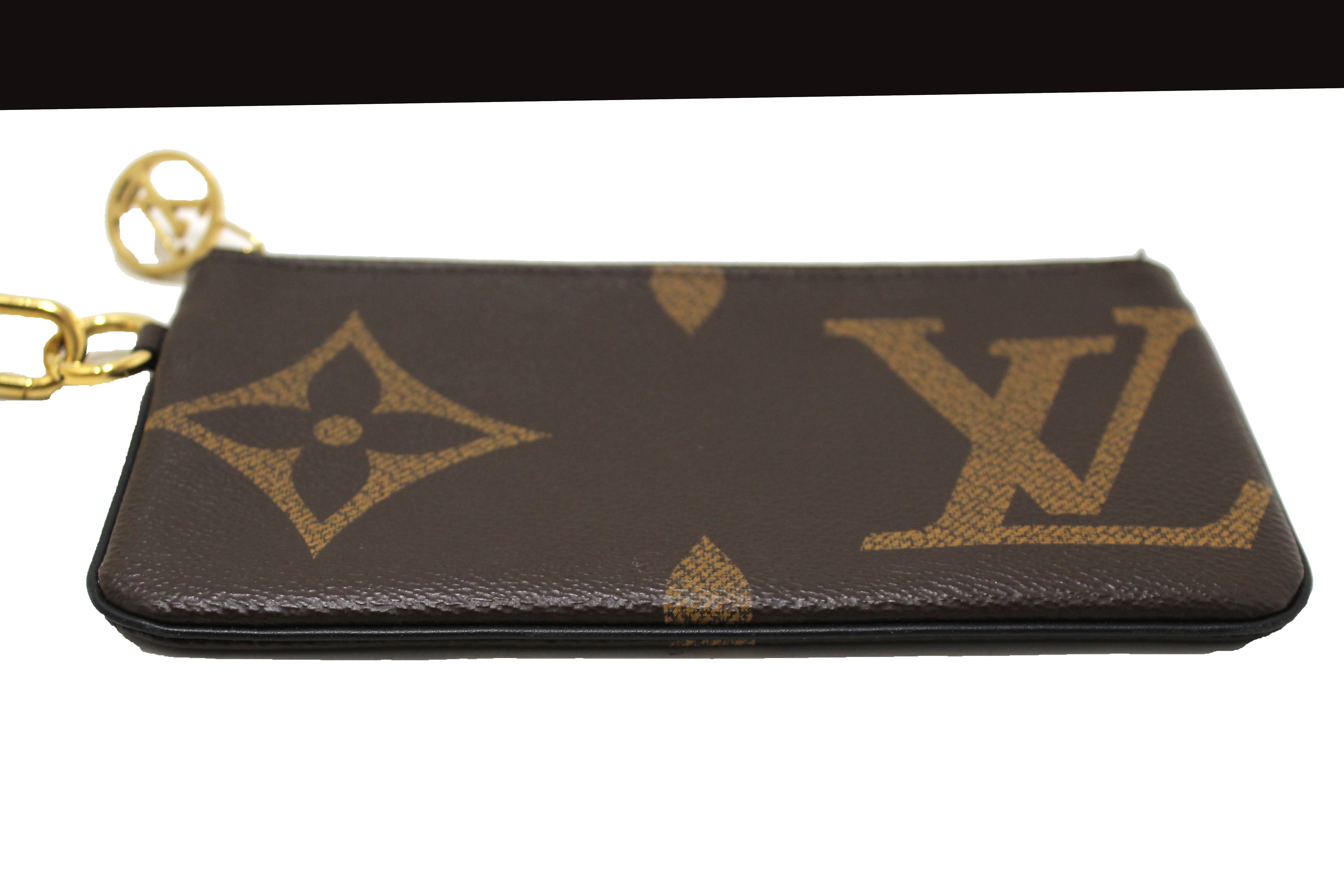 Louis Vuitton Trio Pouch Monogram Giant/Reverse/Mini Brown in Coated  Canvas/Cowhide Leather with Gold-tone - US