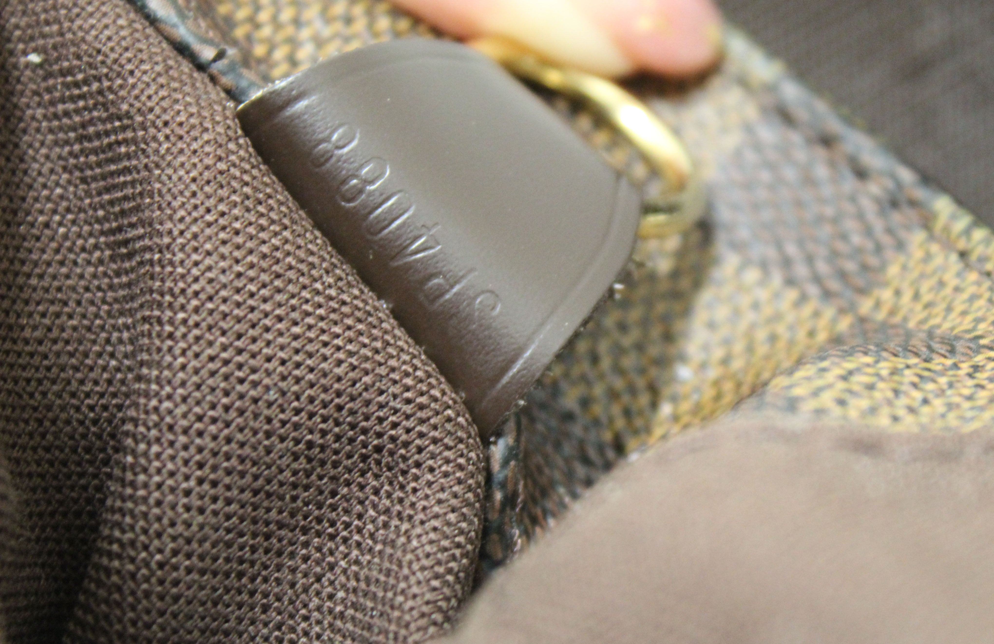 Louis Vuitton Damier Ebene Bastille - Brown Shoulder Bags, Handbags -  LOU639607