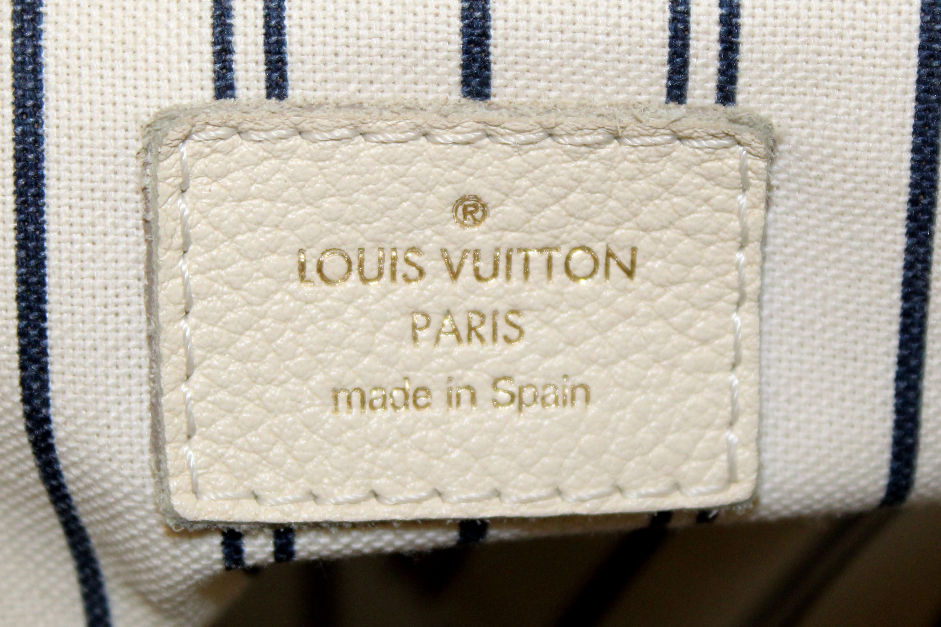 LOUIS VUITTON Artsy MM Empreinte Neige White Tote Monogram LV +Dust Bag  Receipt