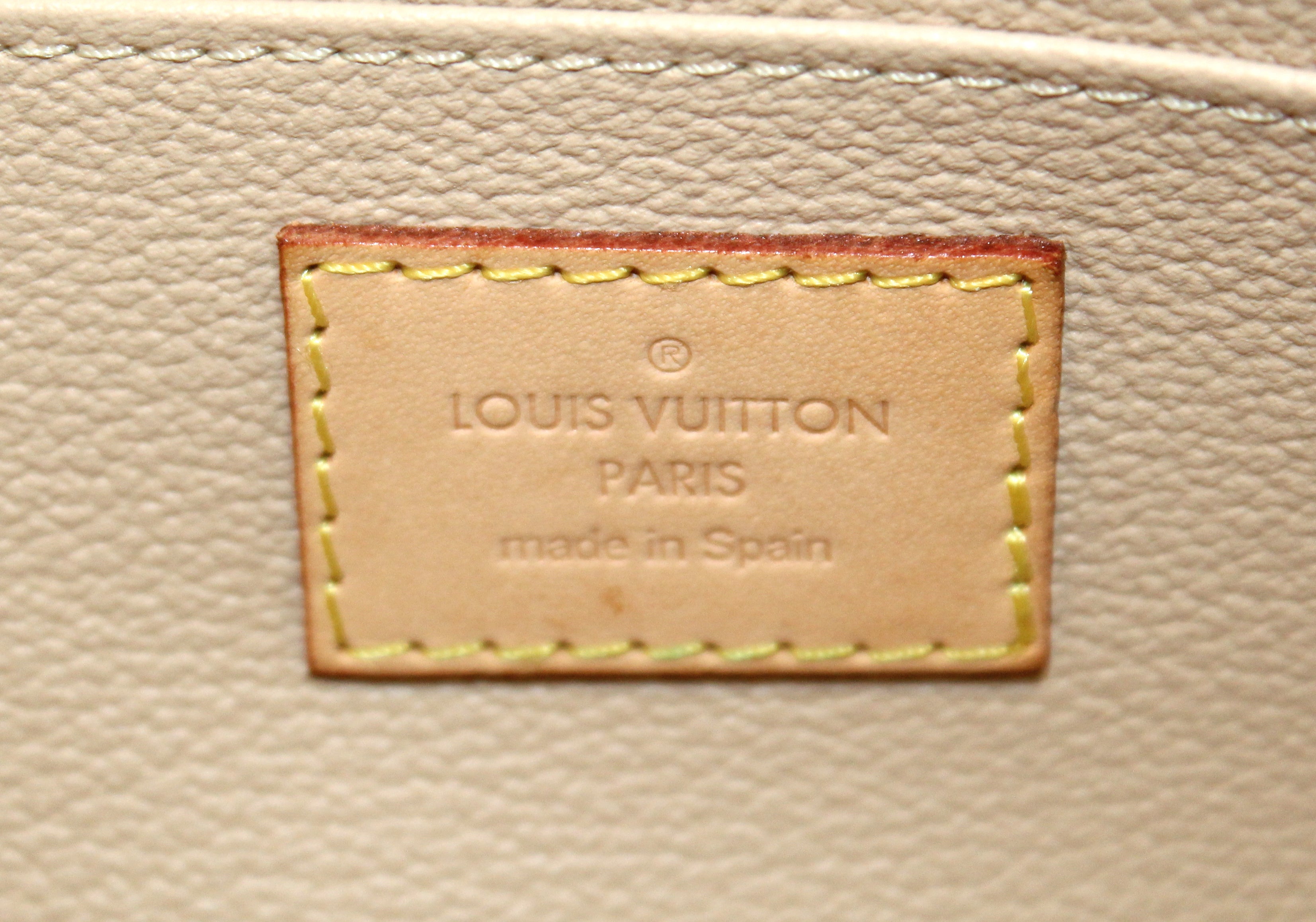 Authentic Louis Vuitton Damier Azur Cosmetic Pouch GM – Paris