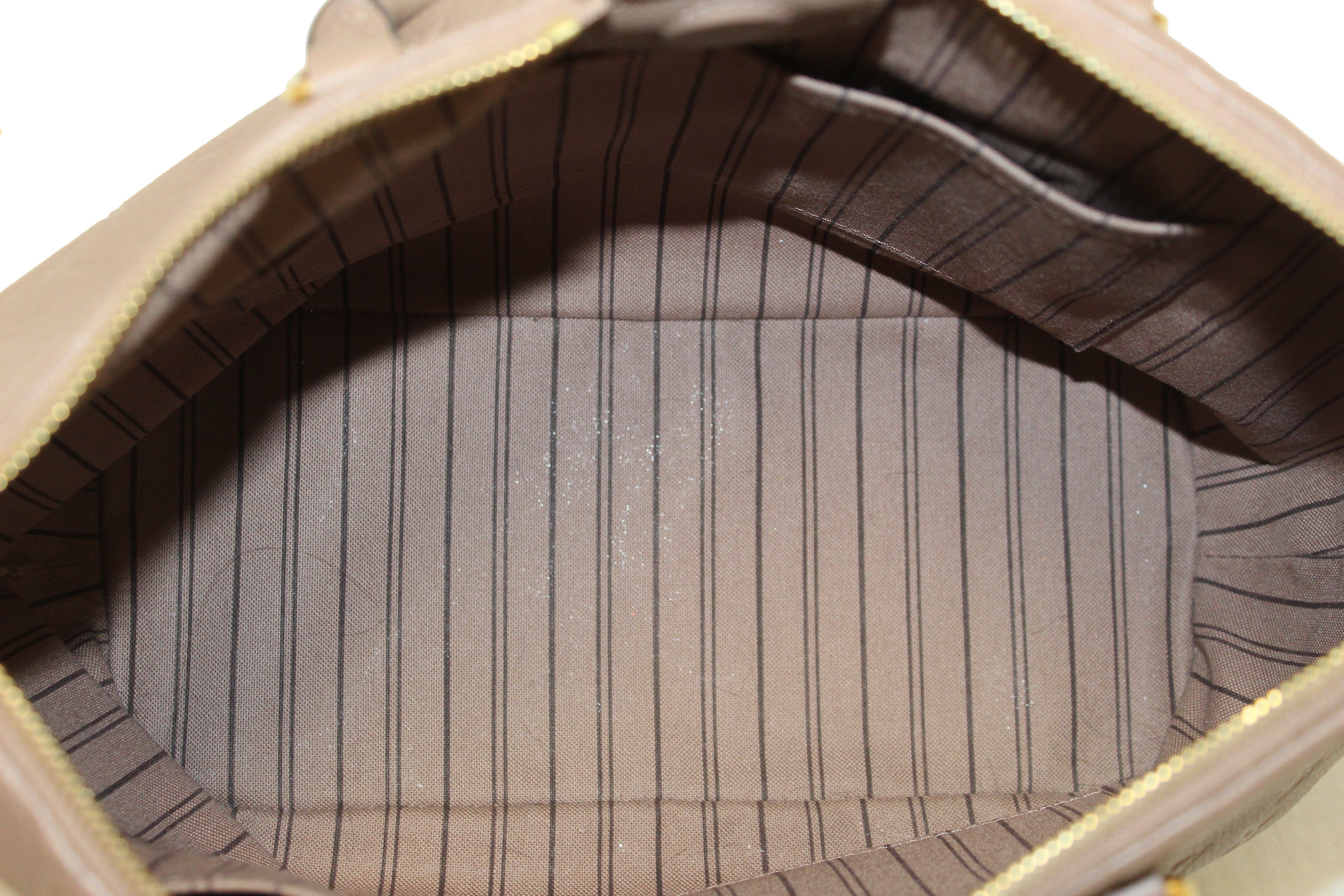 Louis Vuitton Mazarine Handbag Monogram Empreinte Leather MM - ShopStyle  Satchels & Top Handle Bags