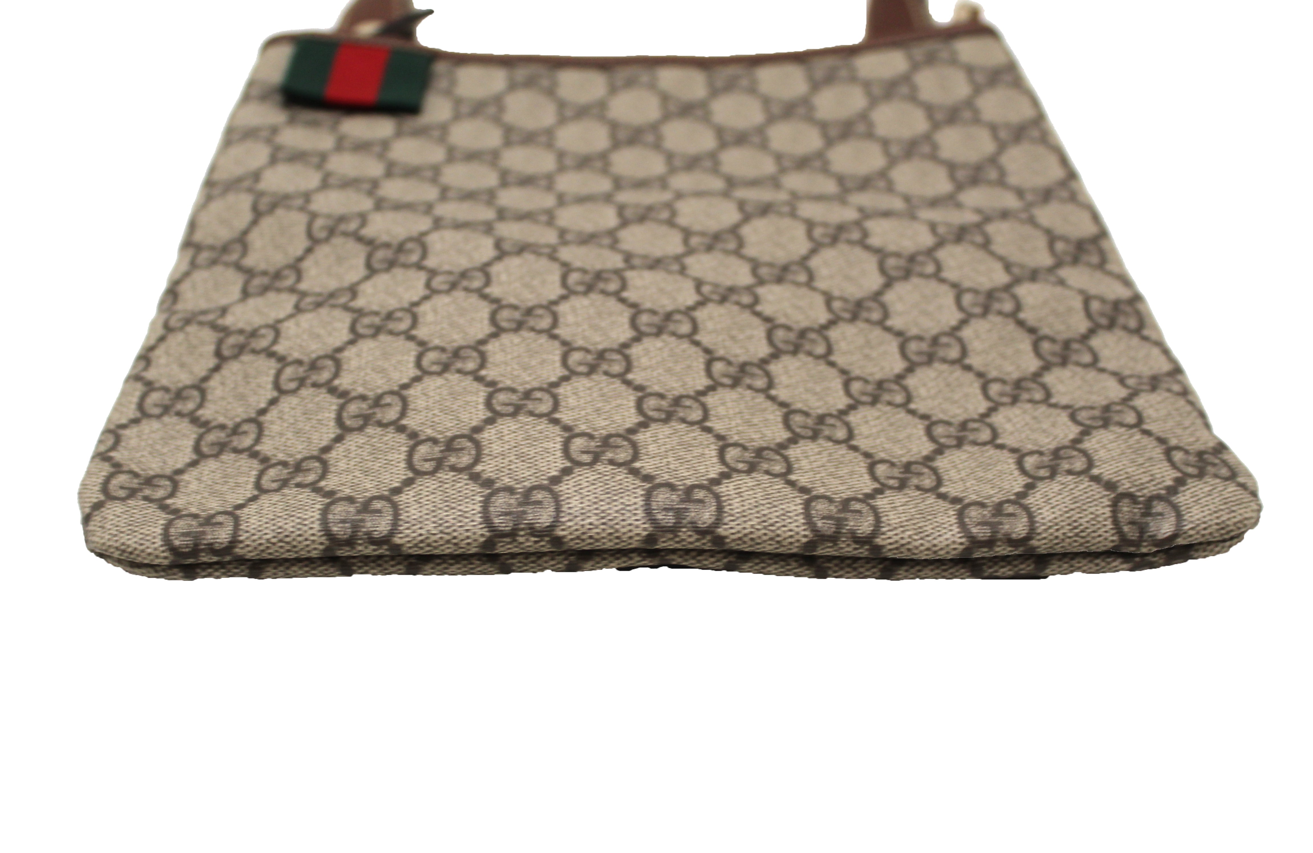 Authentic Gucci Brown Signature GG Fabric Small Messenger Bag – Paris  Station Shop