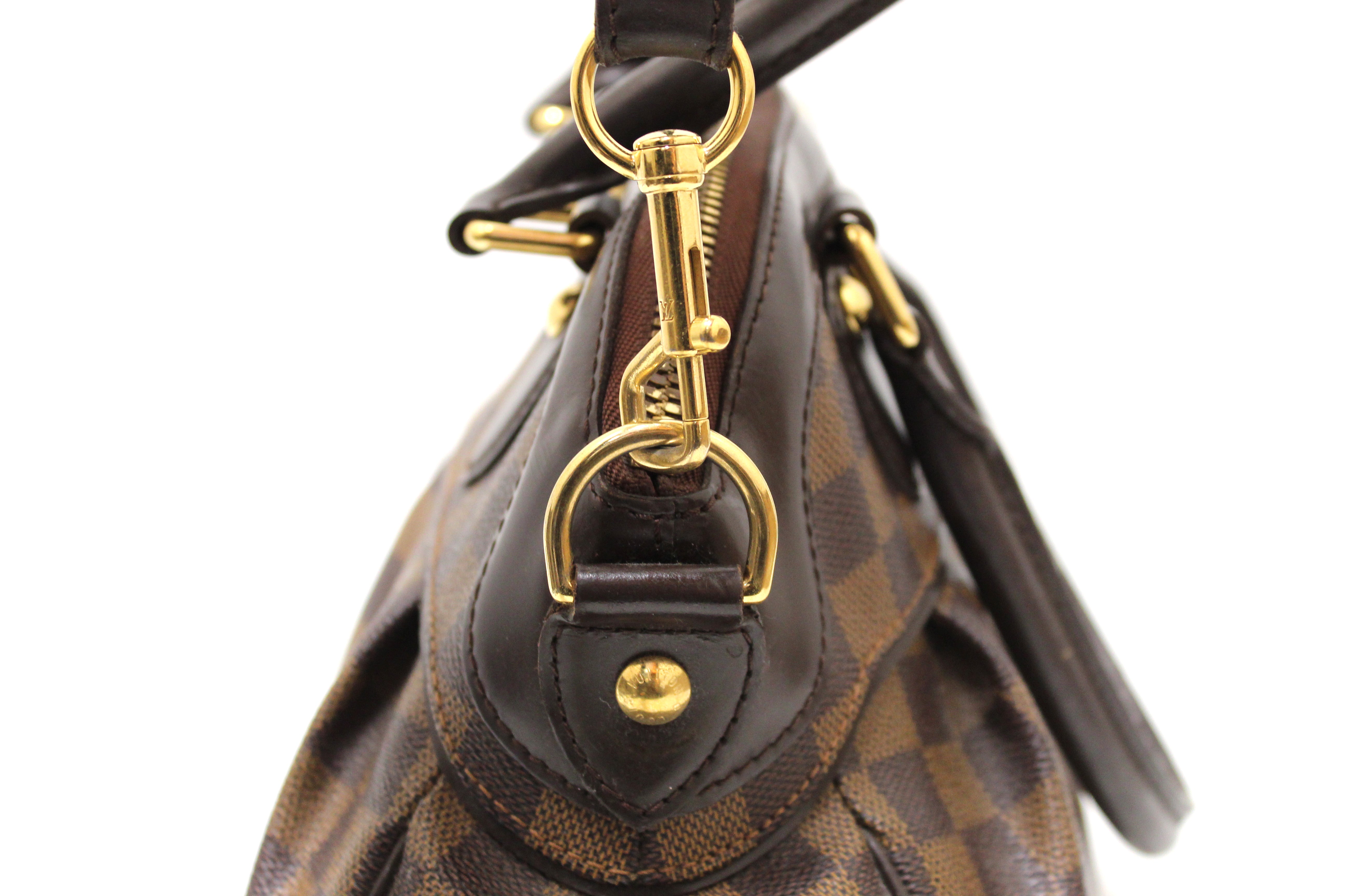Authentic Louis Vuitton Damier Ebene Trevi PM Shoulder Bag – Paris Station  Shop
