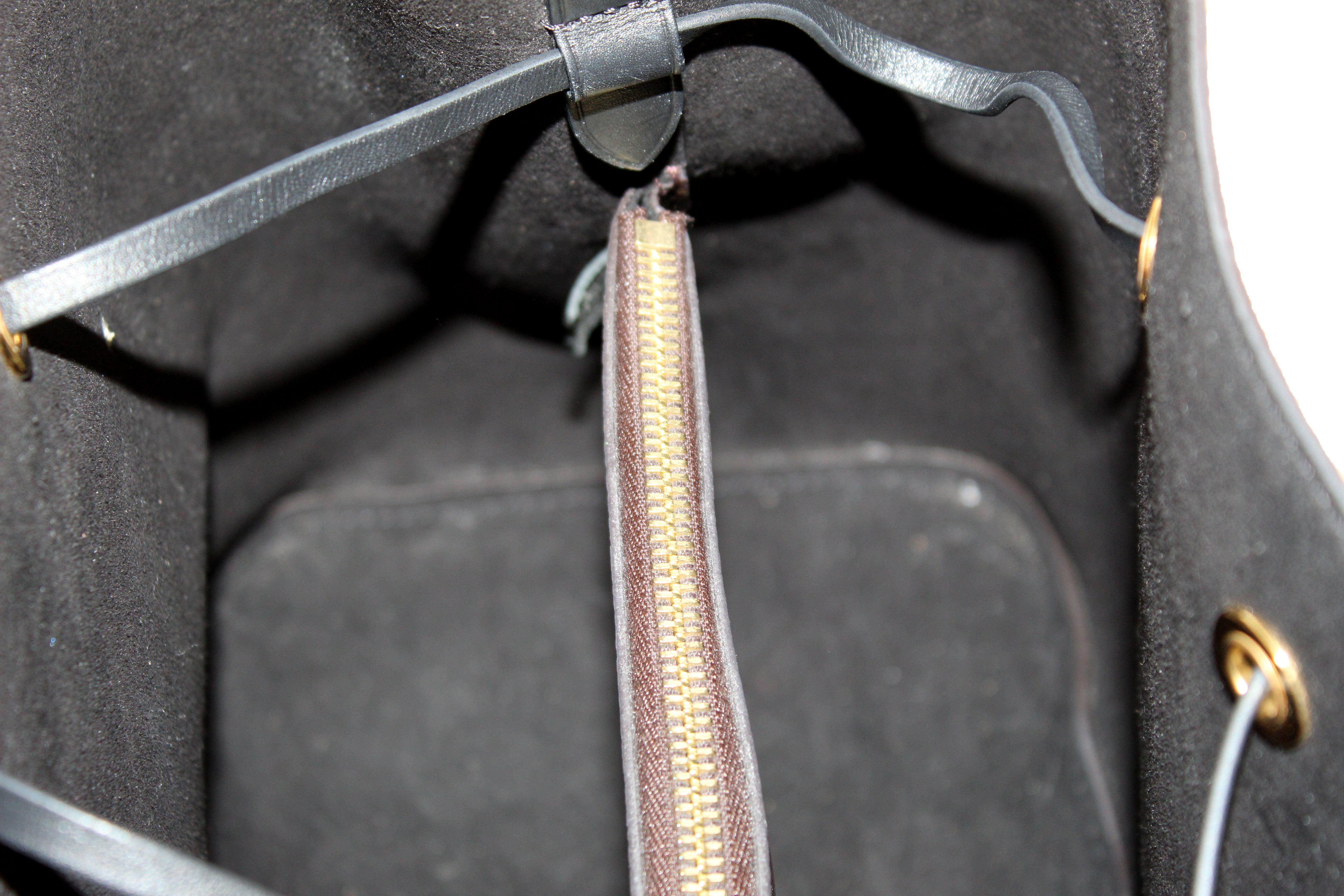 Authentic Louis Vuitton Classic Monogram Black NeoNoe Shoulder Bag with Monogram Bandouliere Shoulder Strap
