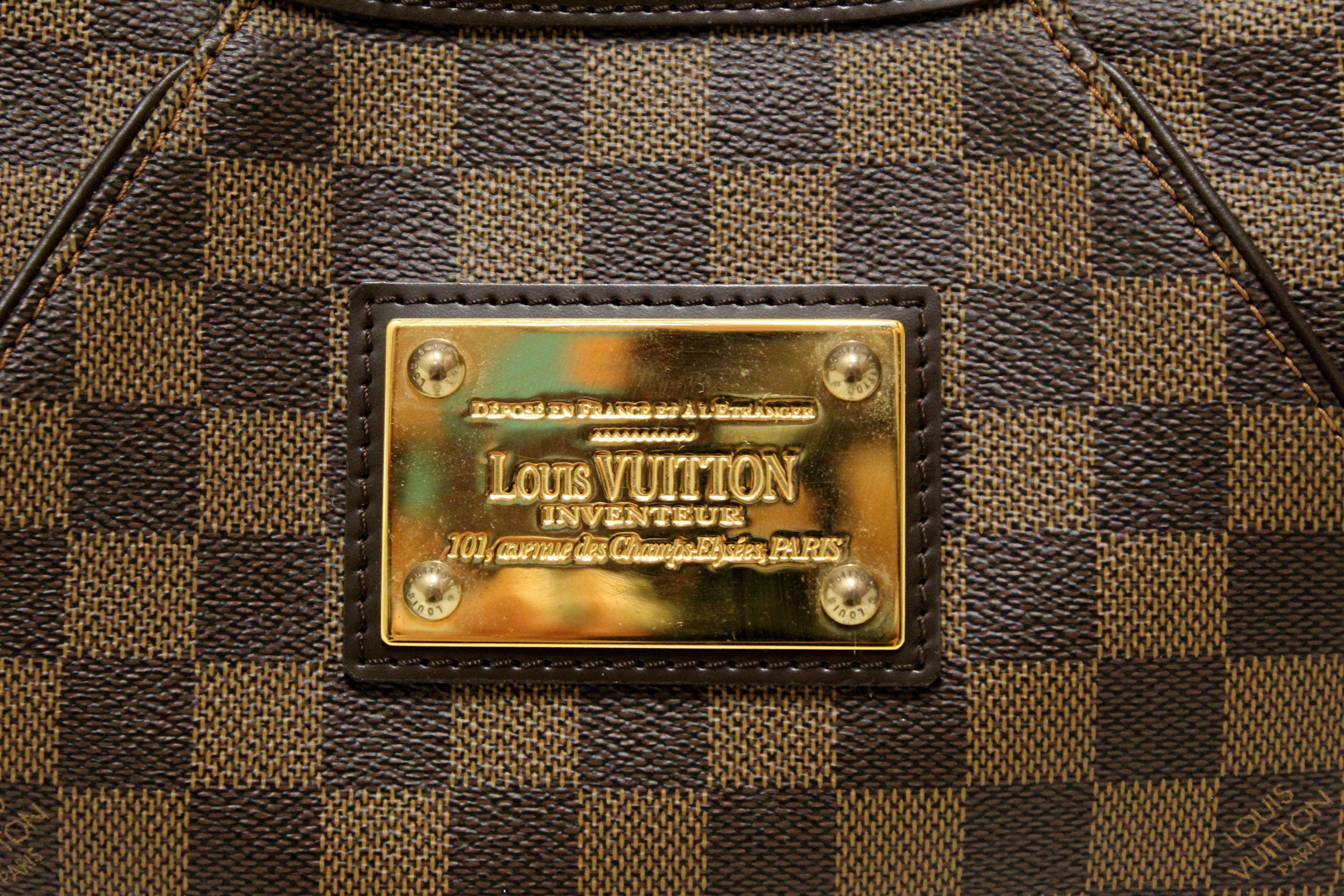 LOUIS VUITTON Monogram Thames GM Shoulder Bag M56383 LV Auth tb459