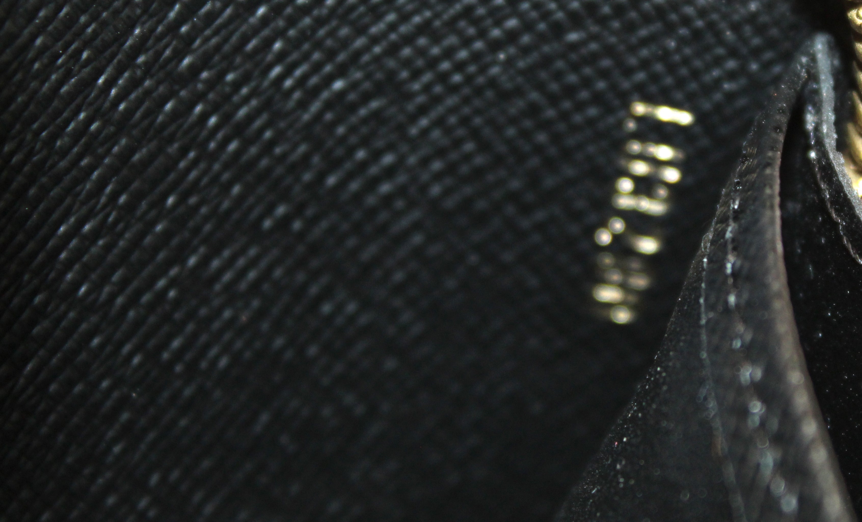 Louis Vuitton Monogram Reverse Canvas Vertical Zippy Wallet on Chain Bag -  Yoogi's Closet