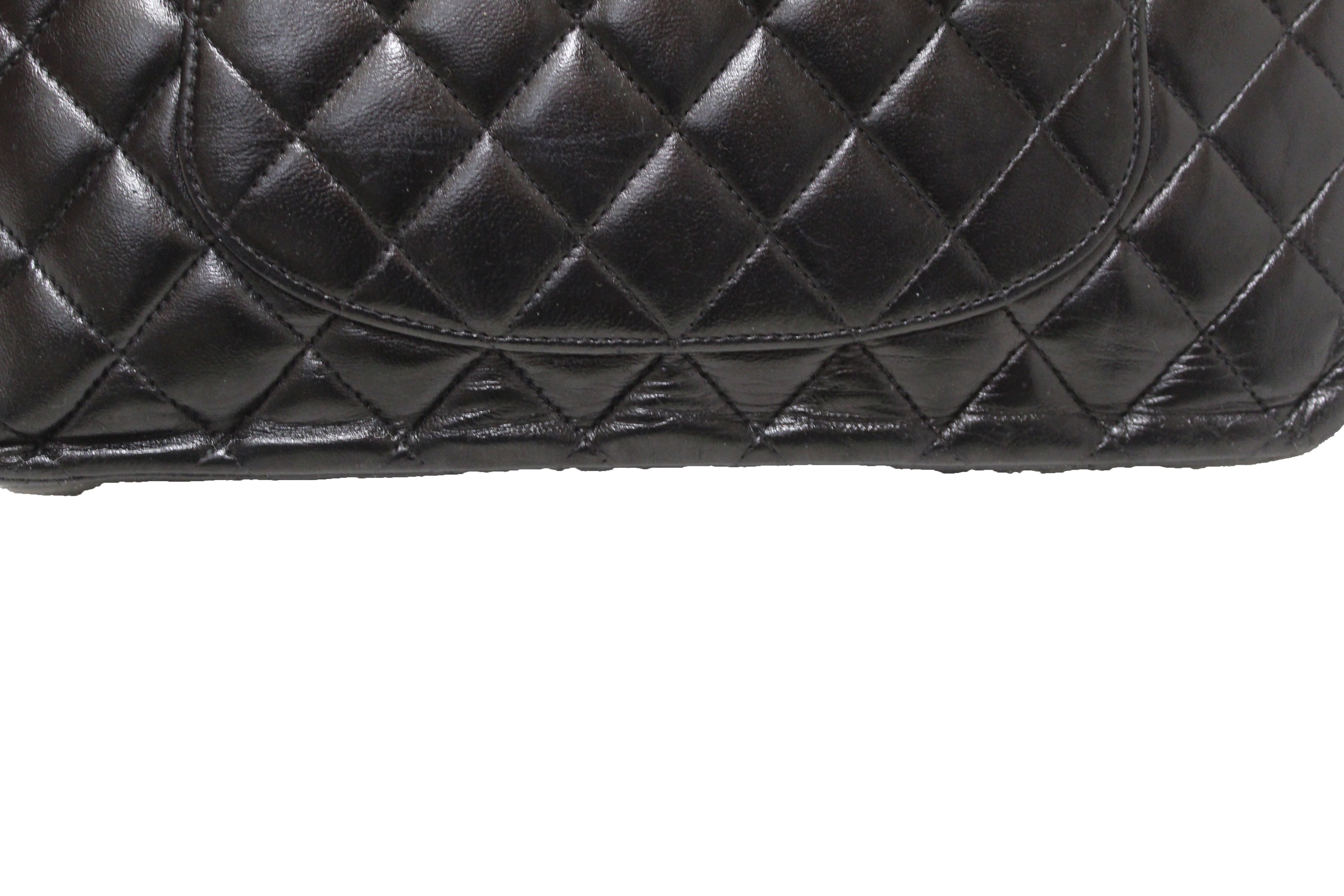 chanel quilted clutch bag