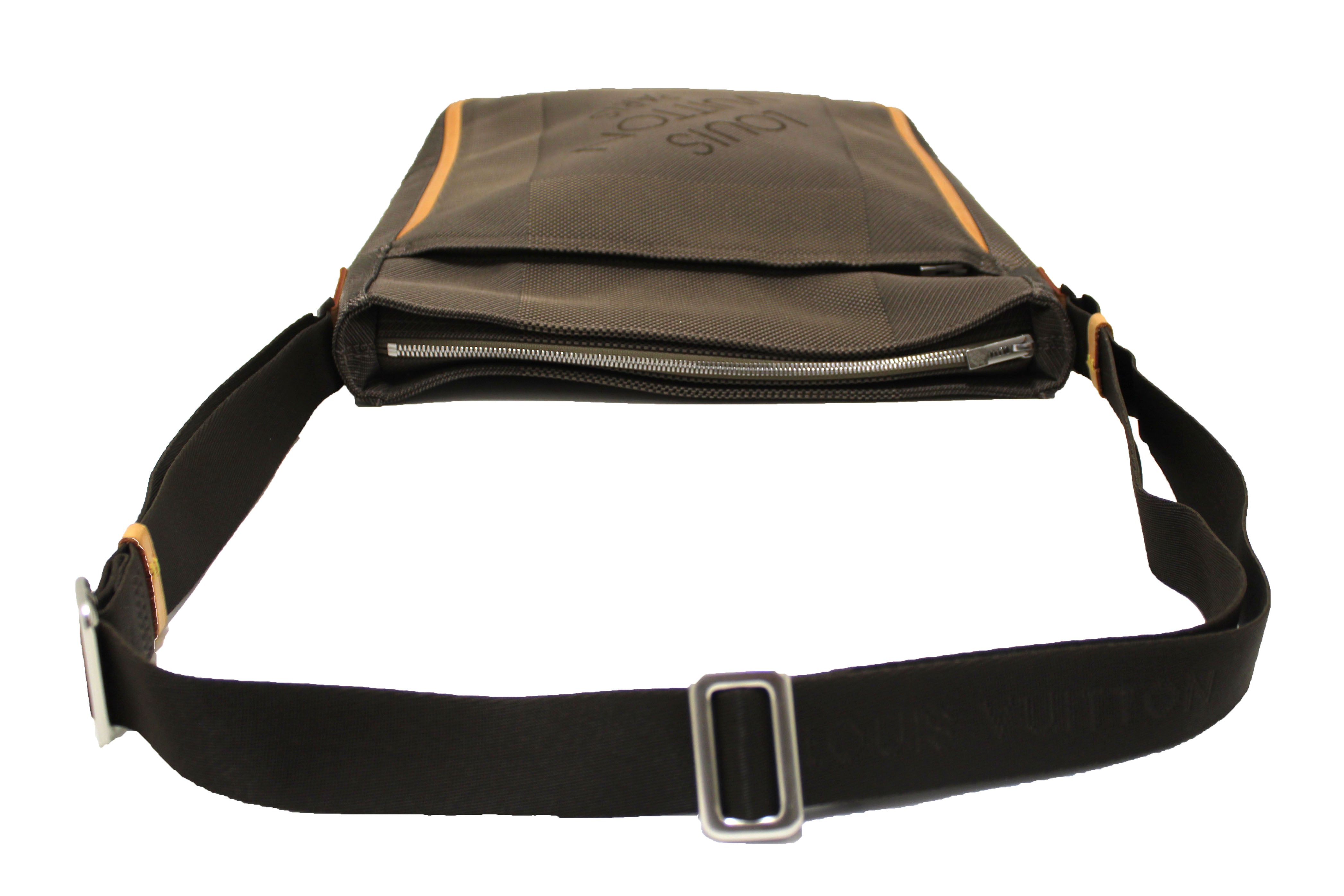 Louis Vuitton messenger laptop bag Gently used