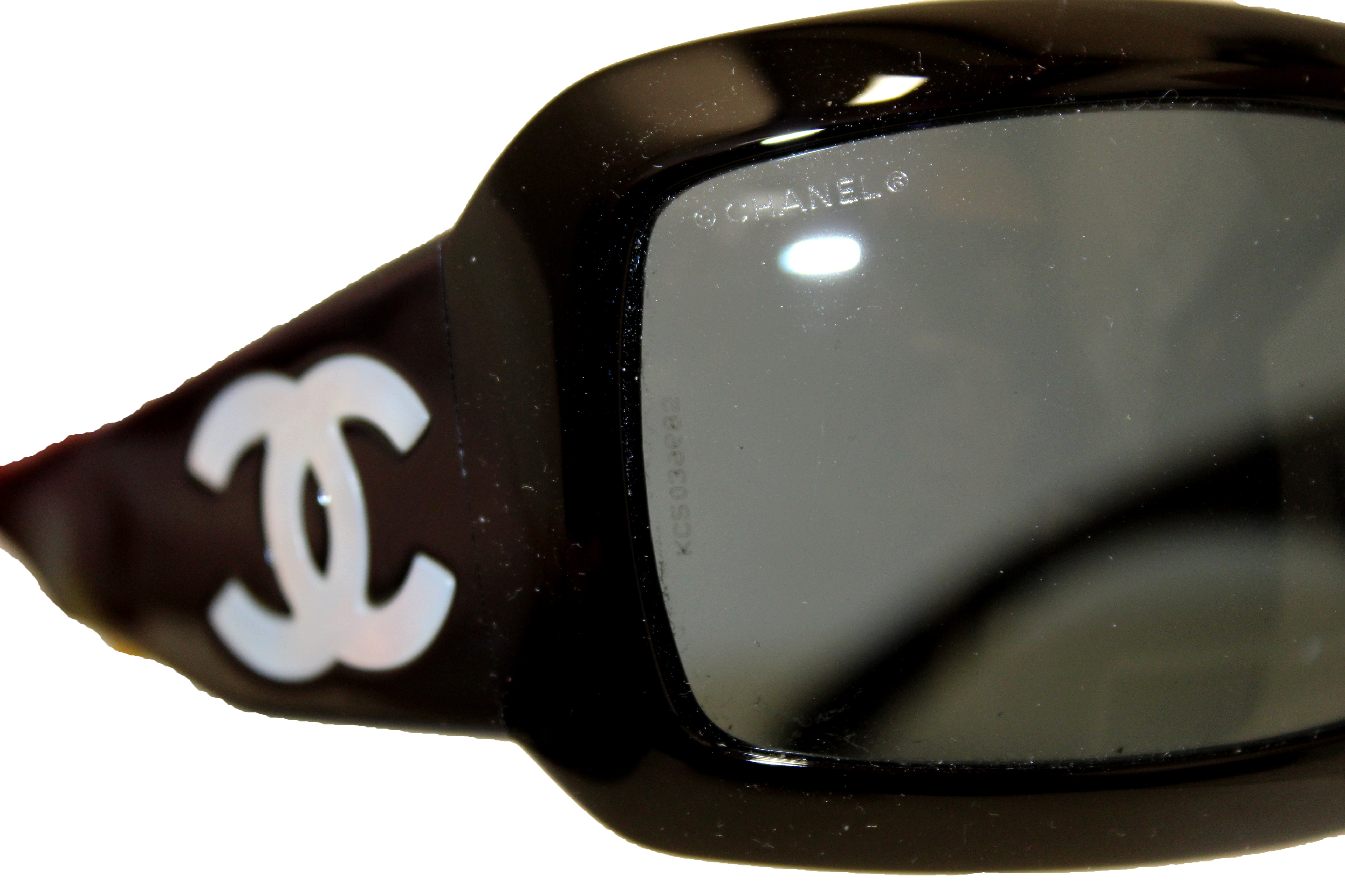 CHANEL Mother of Pearl 5076H Black Sunglasses Gray Lens