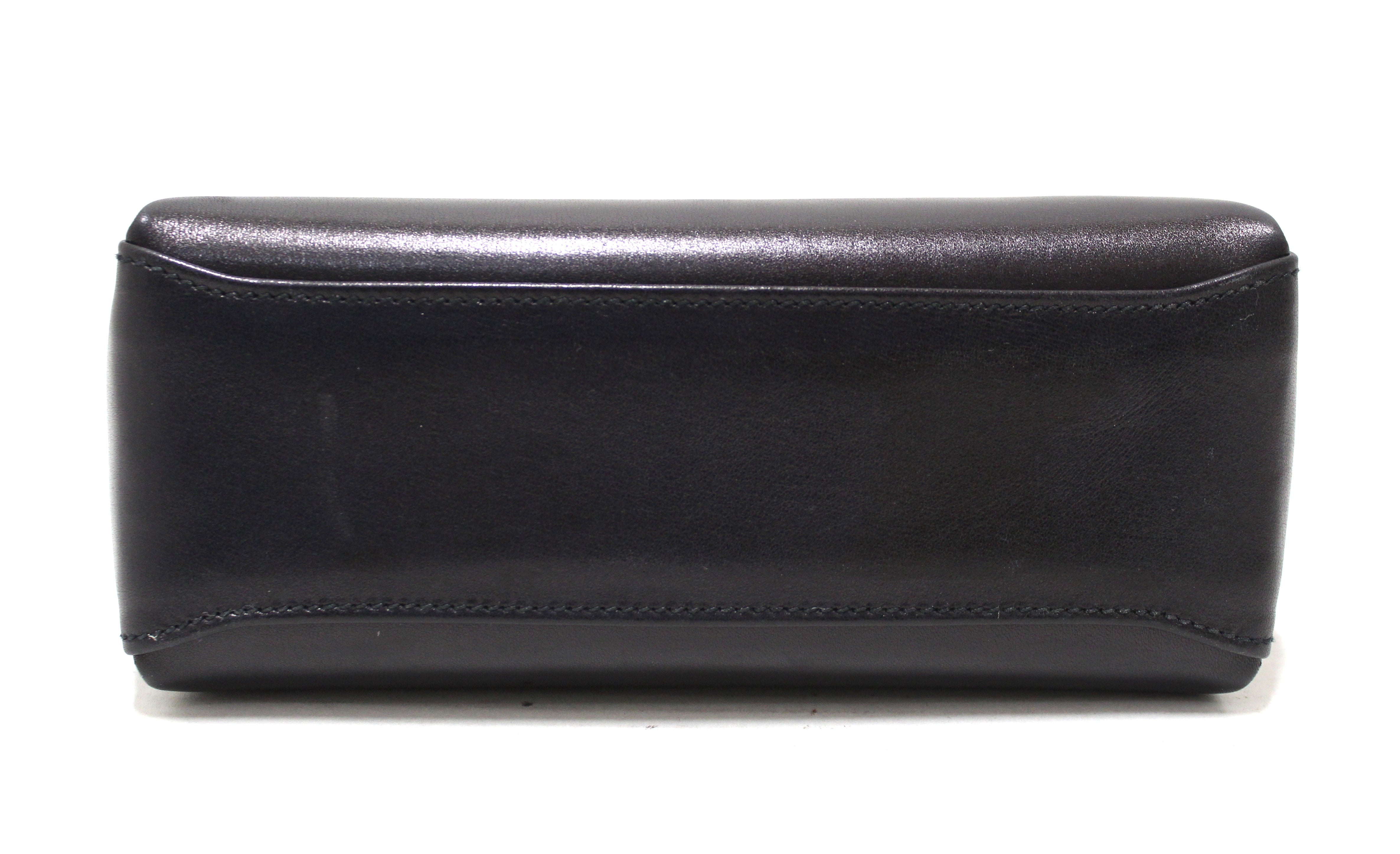 Authentic Gucci Black Vintage Leather Handbag
