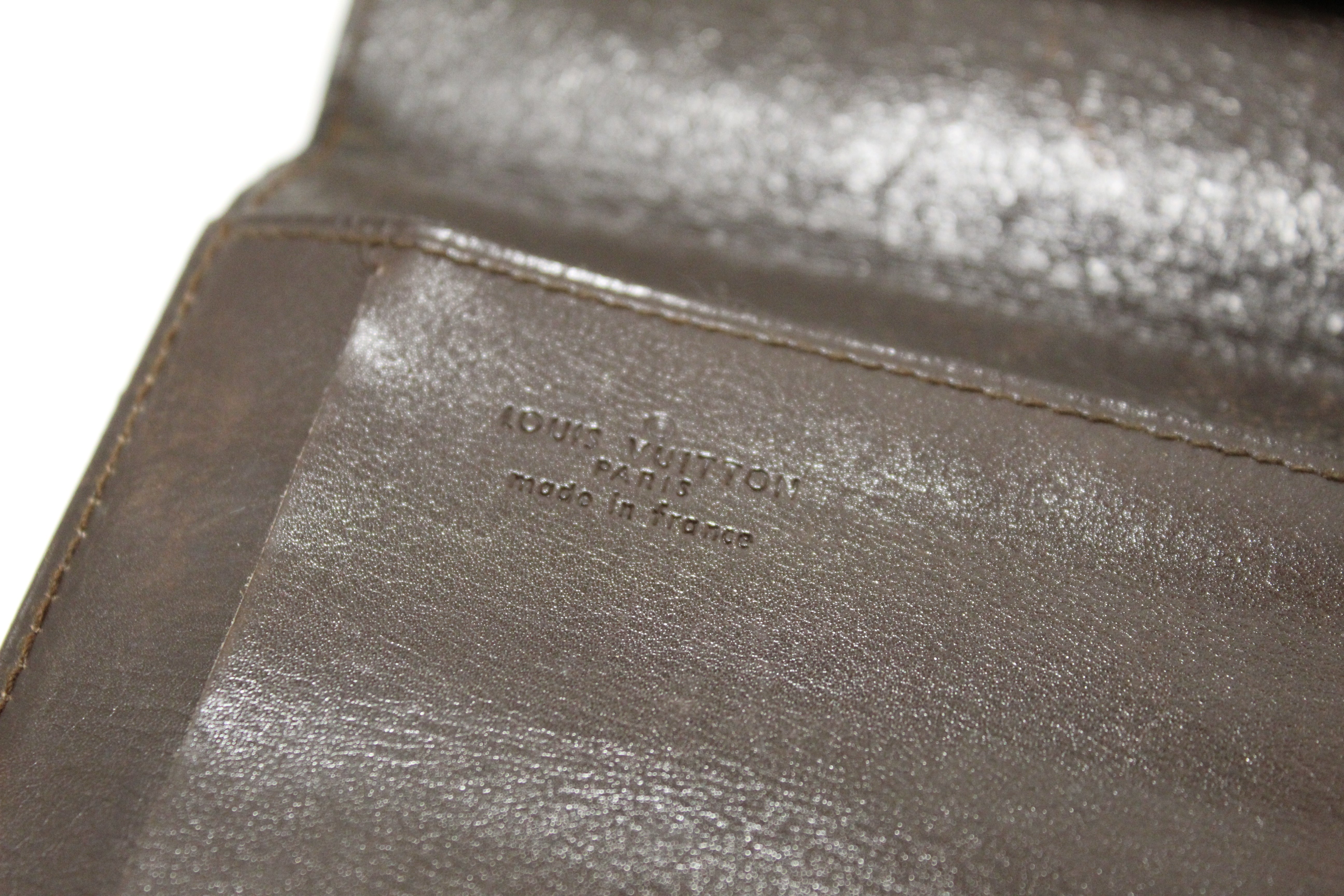 Authentic Louis Vuitton Classic Monogram Checkbook Holder