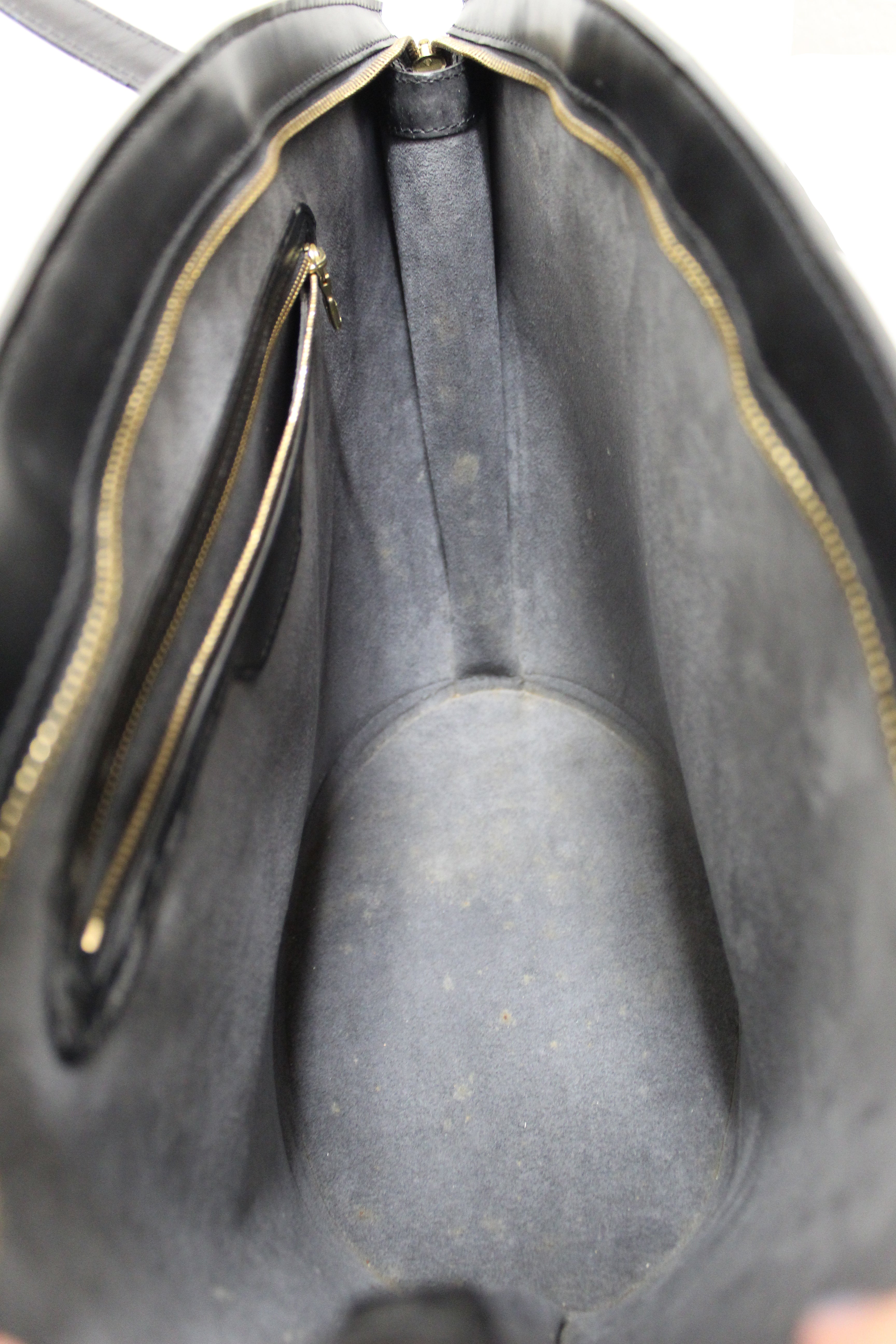 Authentic Louis Vuitton St Jacques Black GM Shoulder Bag