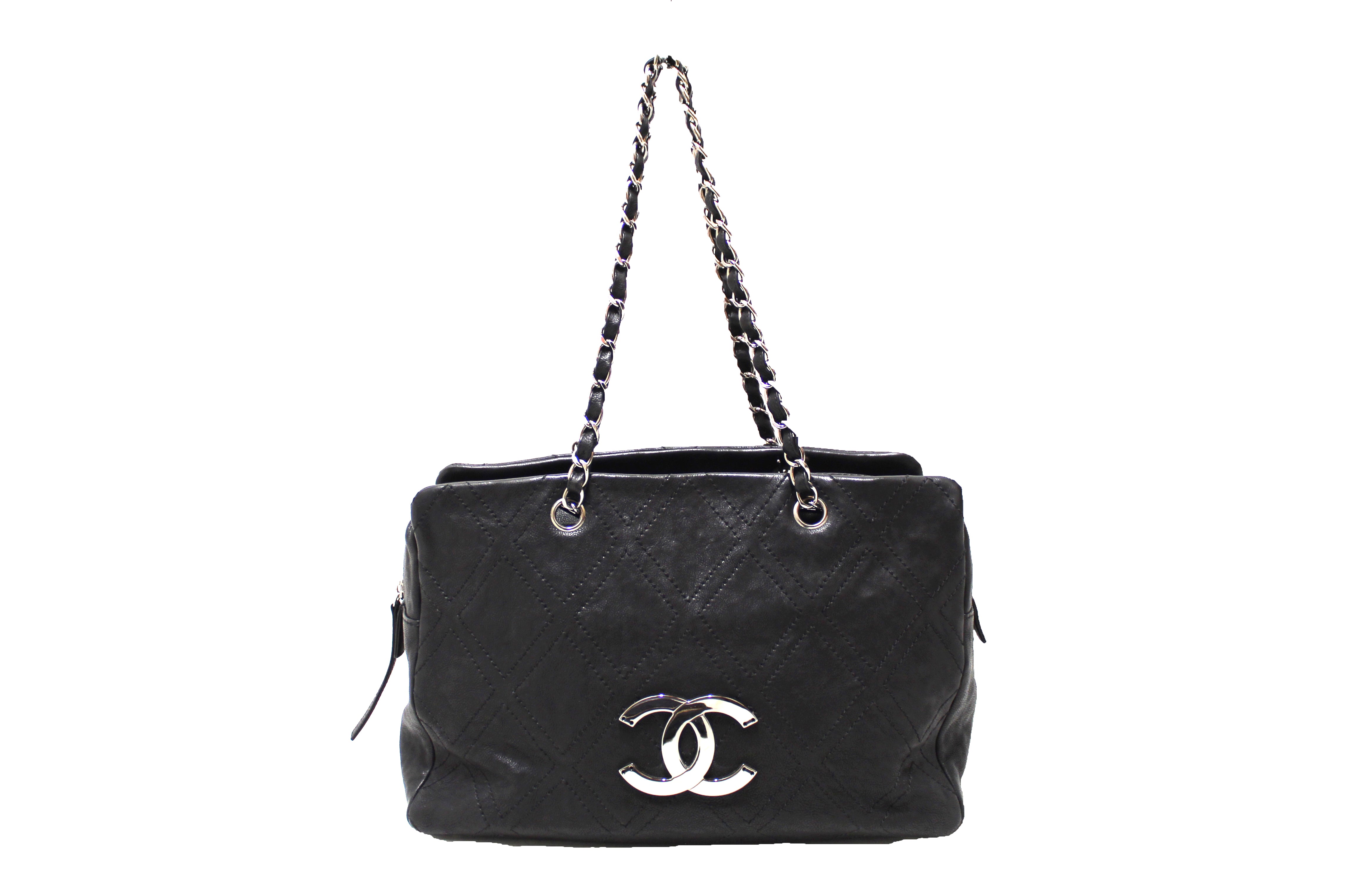Authentic Chanel Black Outdoor Ligne Diamond Stitch Caviar Leather Shoulder Bag