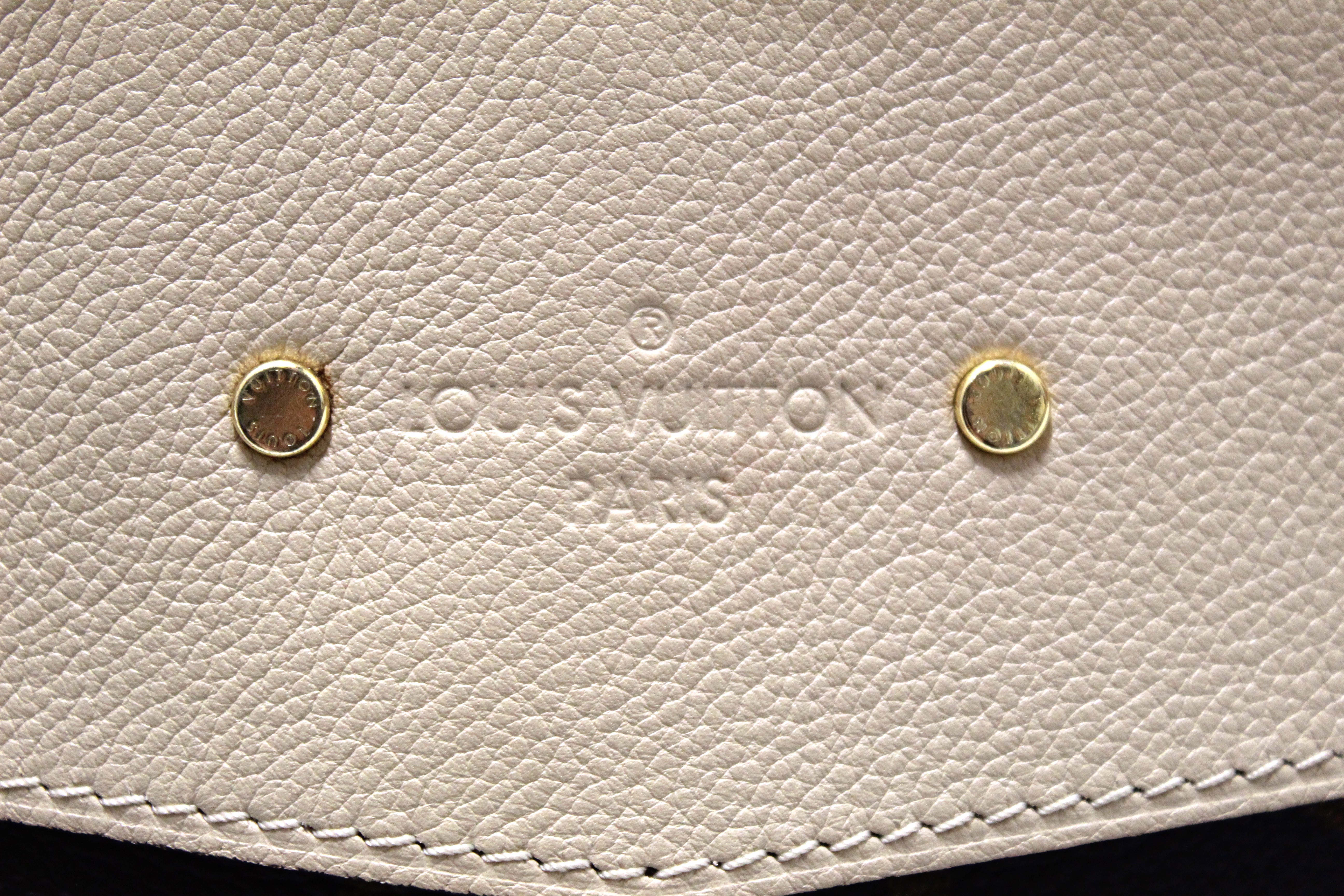 Shop authentic Louis Vuitton Monogram Pallas Shopper Tote at revogue for  just USD 1,700.00