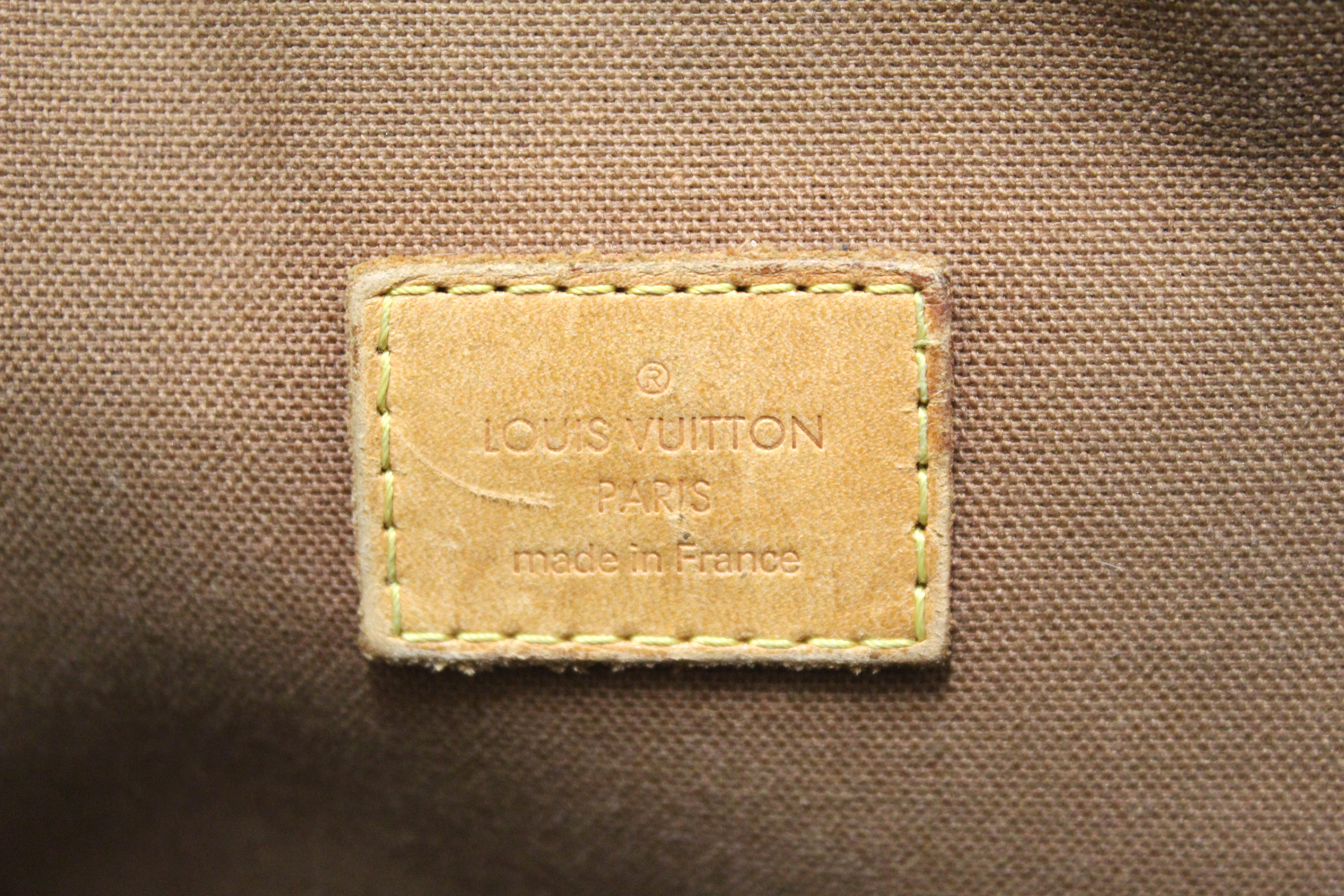 Authentic Louis Vuitton Classic Monogram Lockit Horizontal Handbag