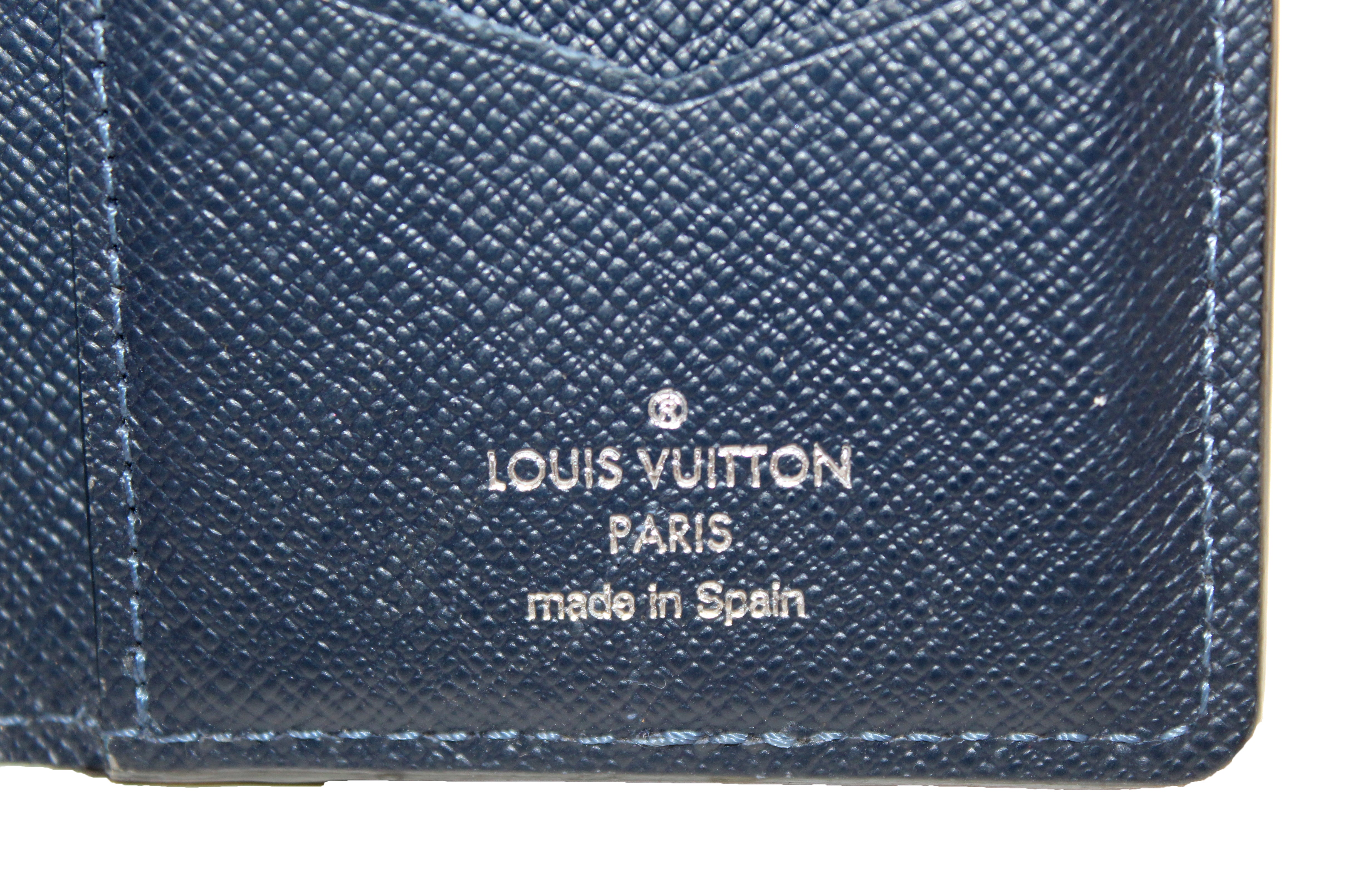 Louis Vuitton EPI Green Leather Card Holder Bifold Wallet, Made In Spain