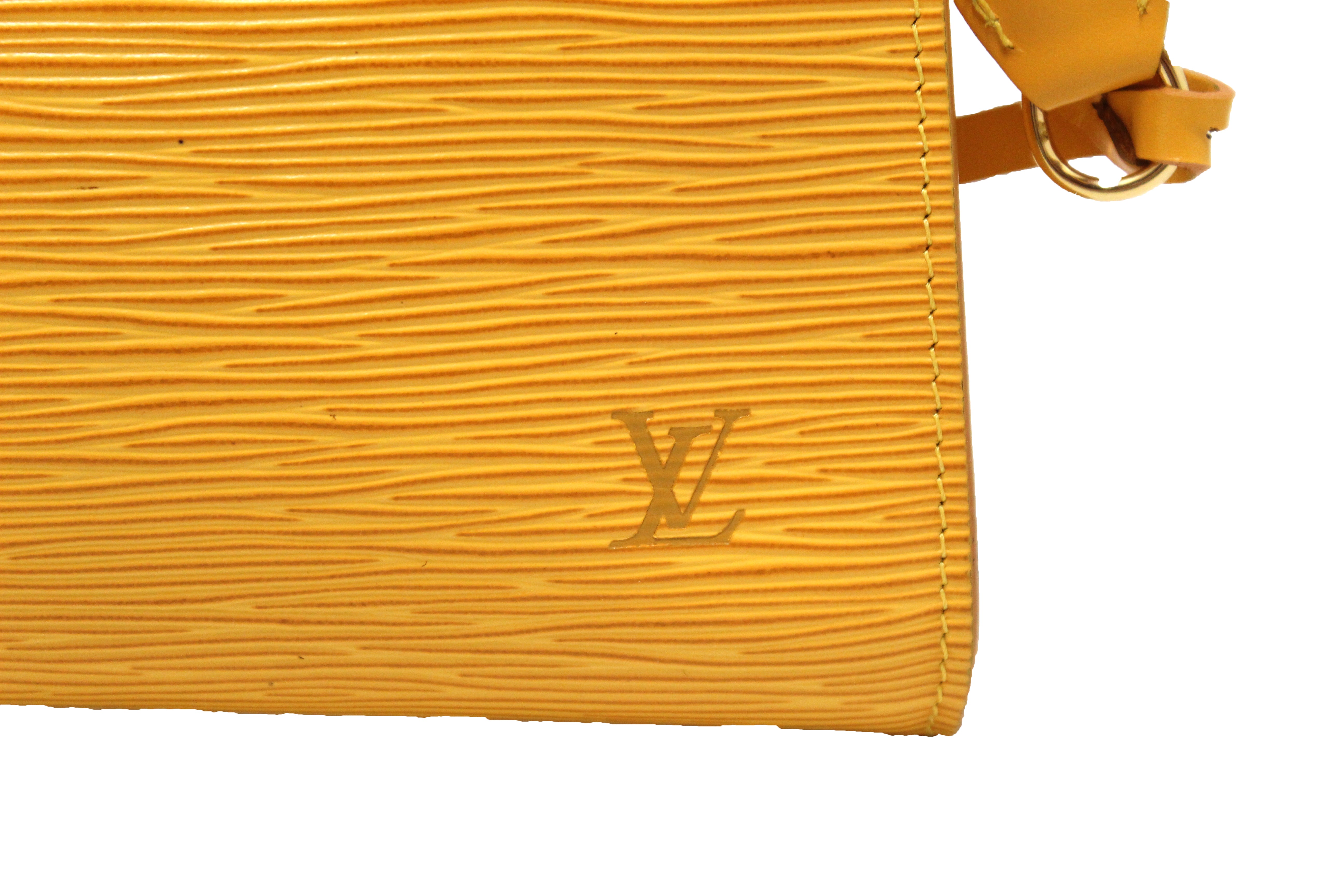 Louis Vuitton Pochette Clutch Epi