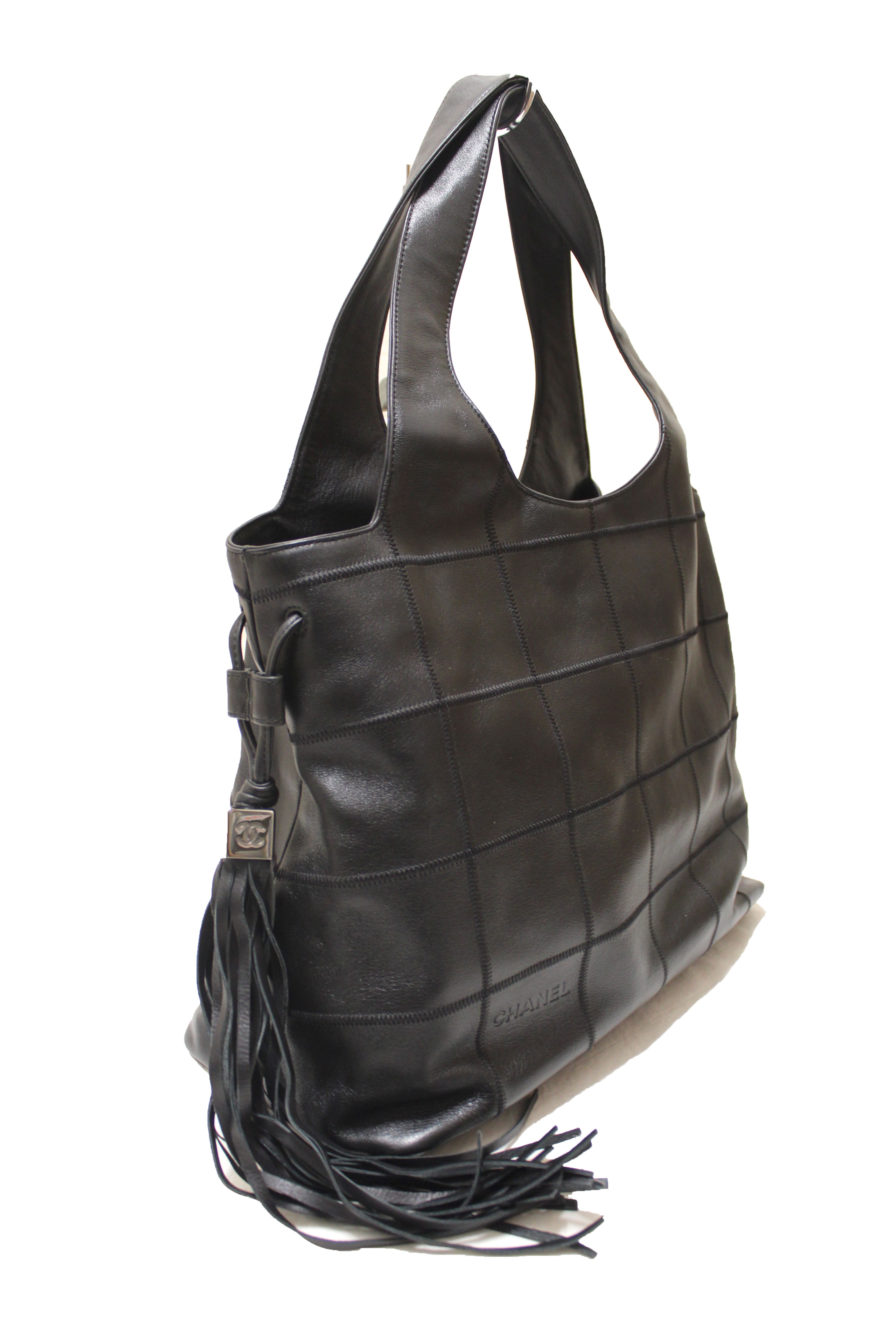 Chanel Vintage - Matelasse Tassel Lambskin Leather Bag - Black