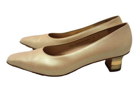 Authentic Salvatore Ferragamo Beige Calf Leather Pumps Size 8B