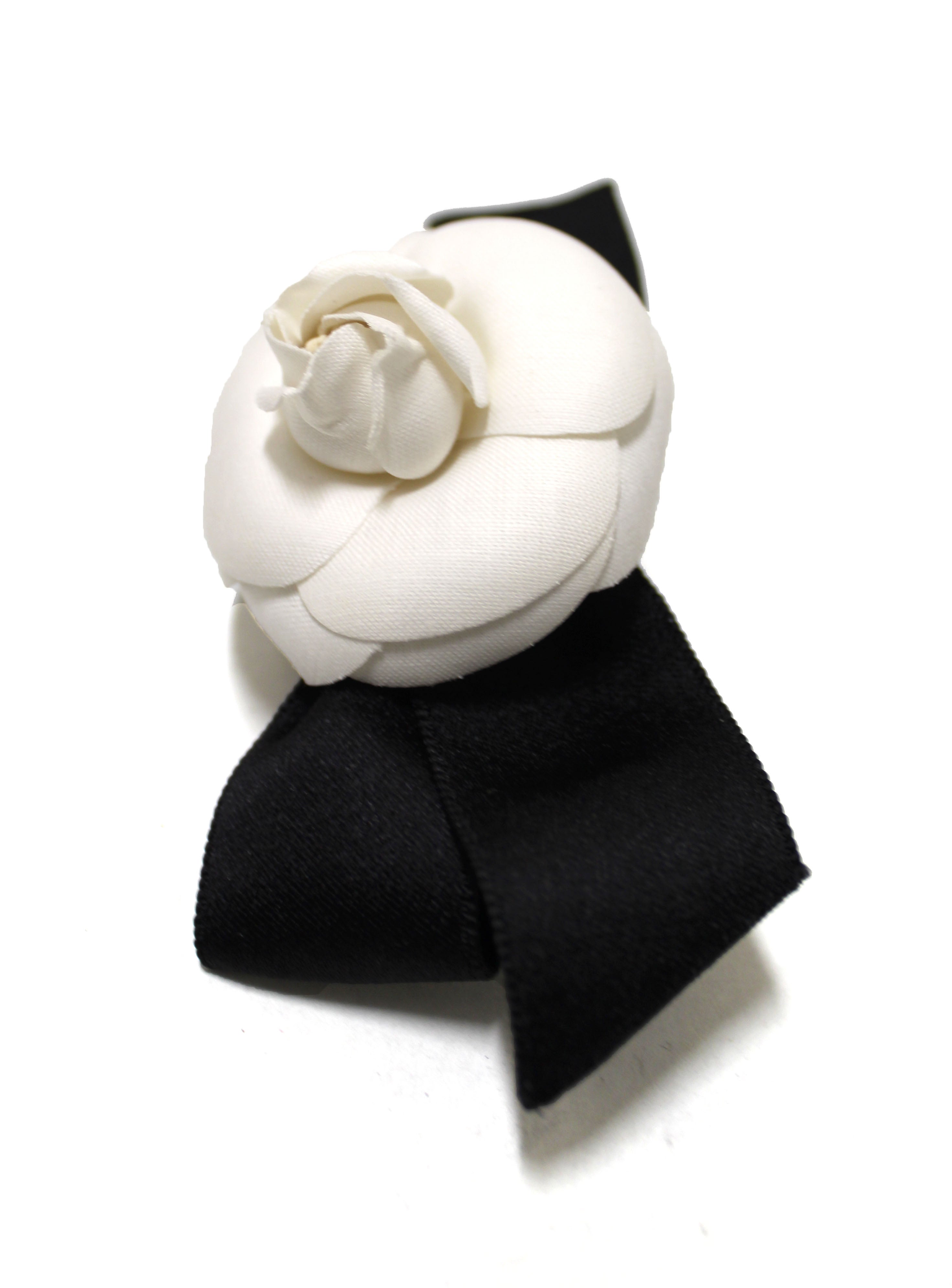 Authentic New Chanel Black/White Camelia Flower Satin Bow Barrette Hair Clip Hair Accessory